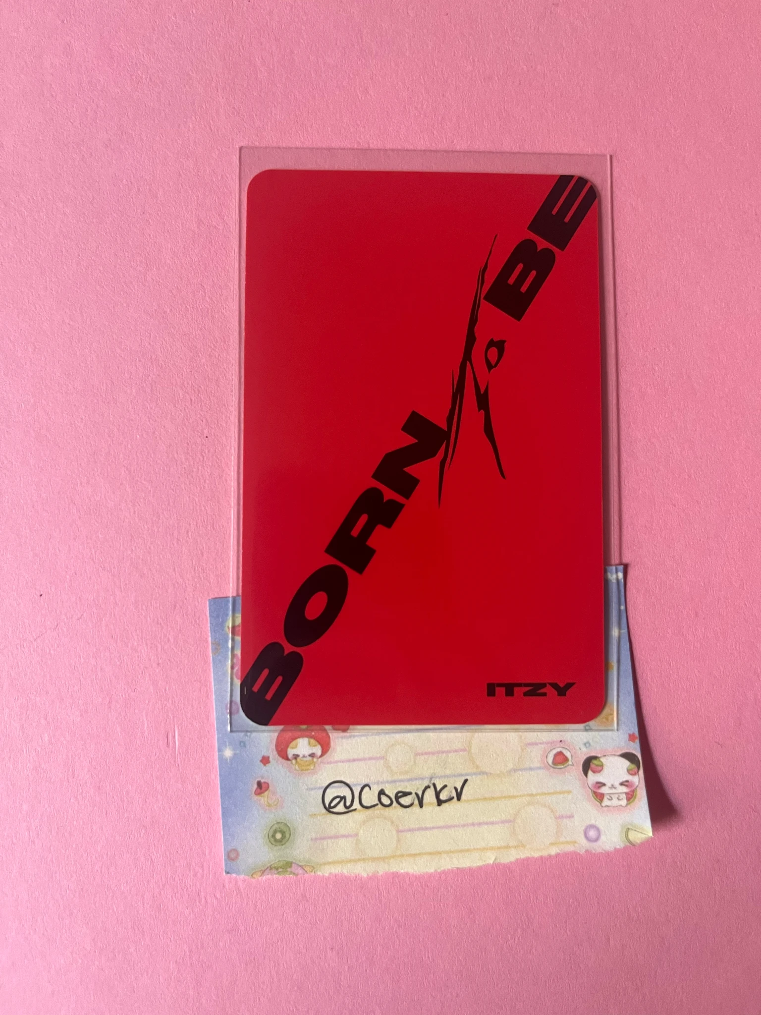ITZY Ryujin ITZY - Ryujin - BORN TO BE Album A Ver. red back listing photo 2
