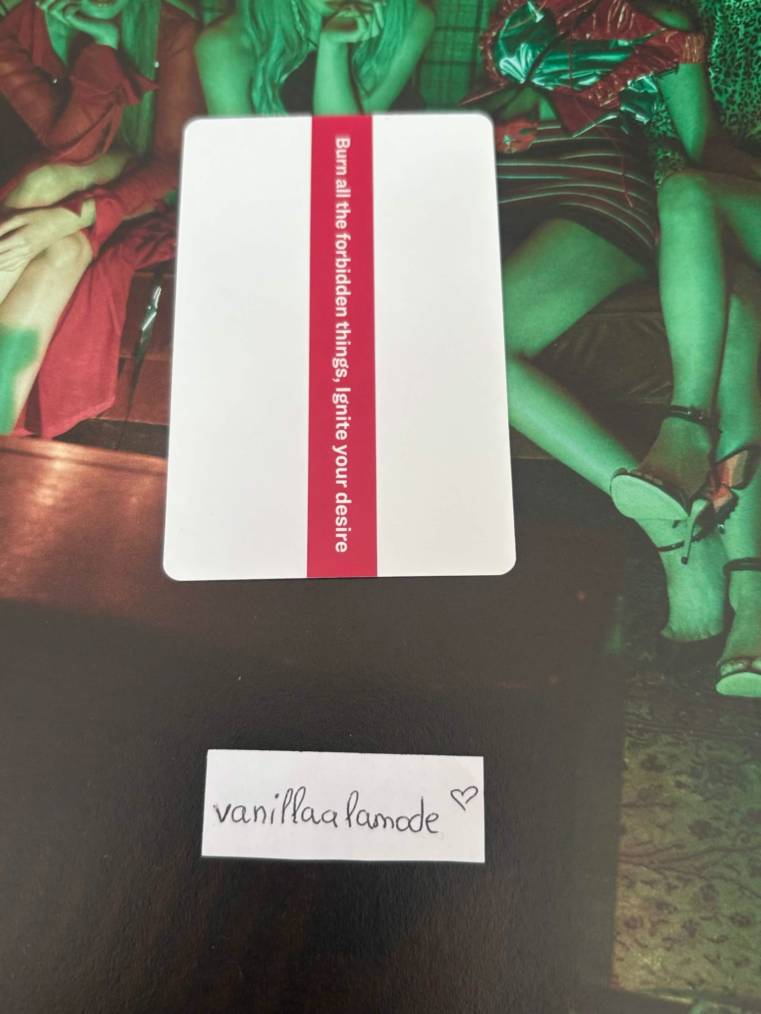 LE SSERAFIM LE SSERAFIM - Sakura & Kim Chaewon - UNFORGIVEN Album album photocard weverse album version listing photo 2