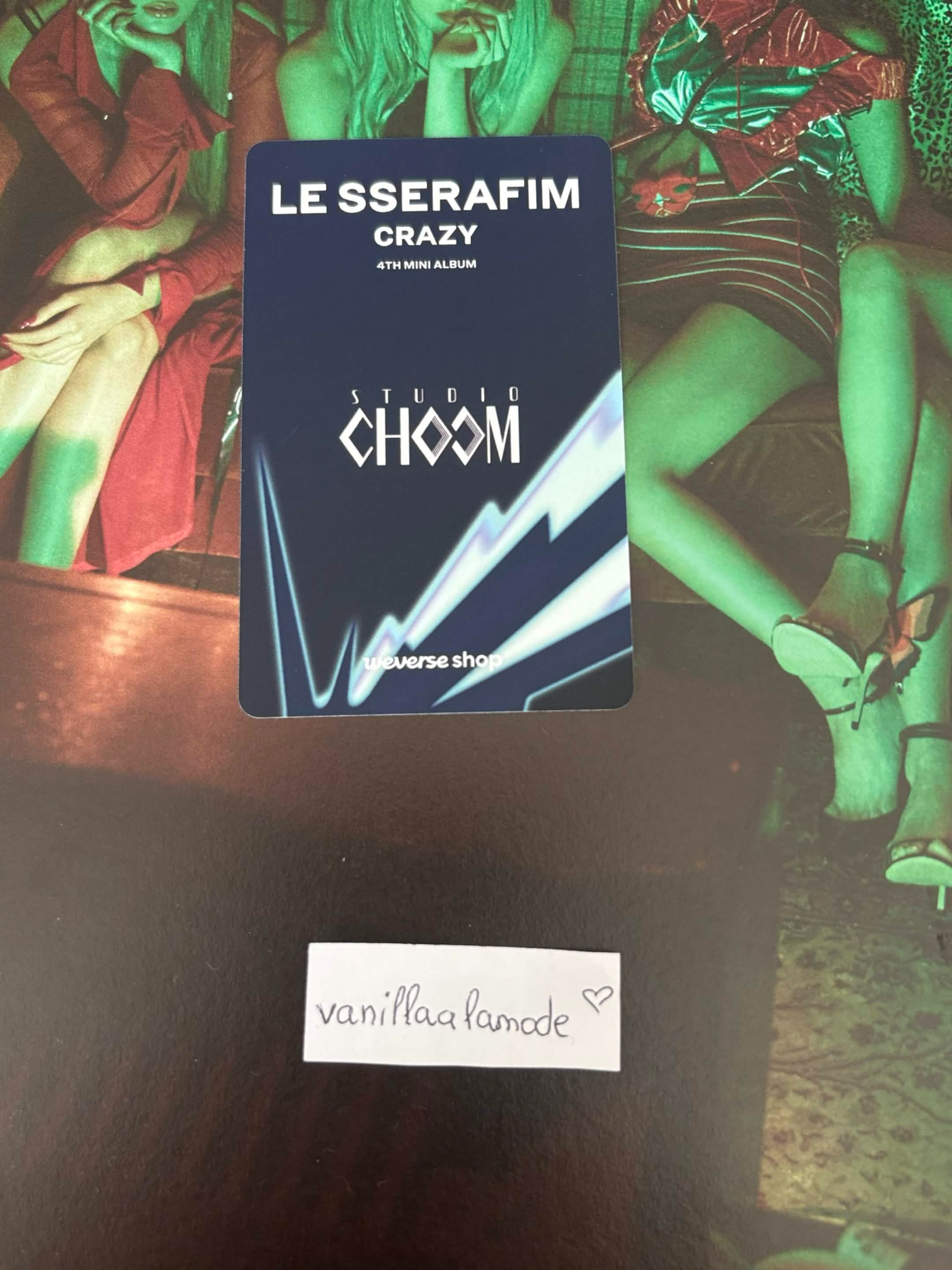LE SSERAFIM LE SSERAFIM - Huh Yunjin & Kazuha & Hong Eunchae - CRAZY Album studio choom event weverse album version listing photo 2