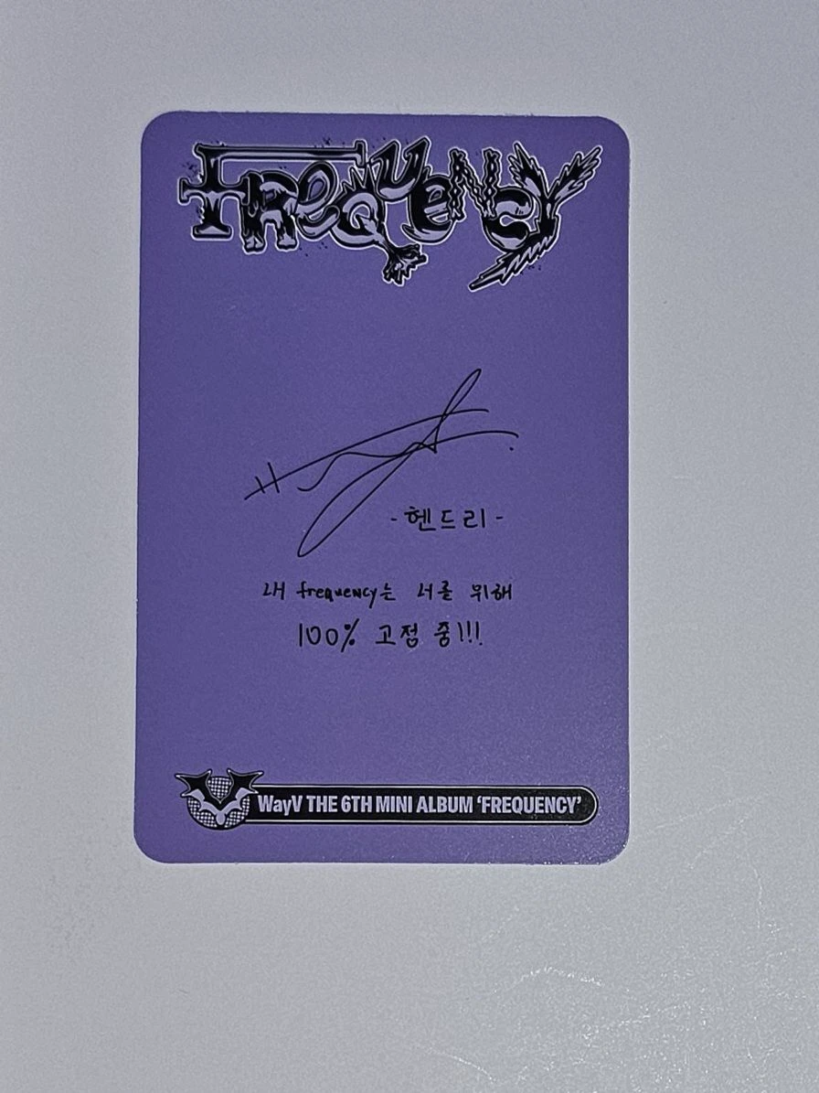 WayV Hendery WayV - Hendery - Frequency Album listing photo 2