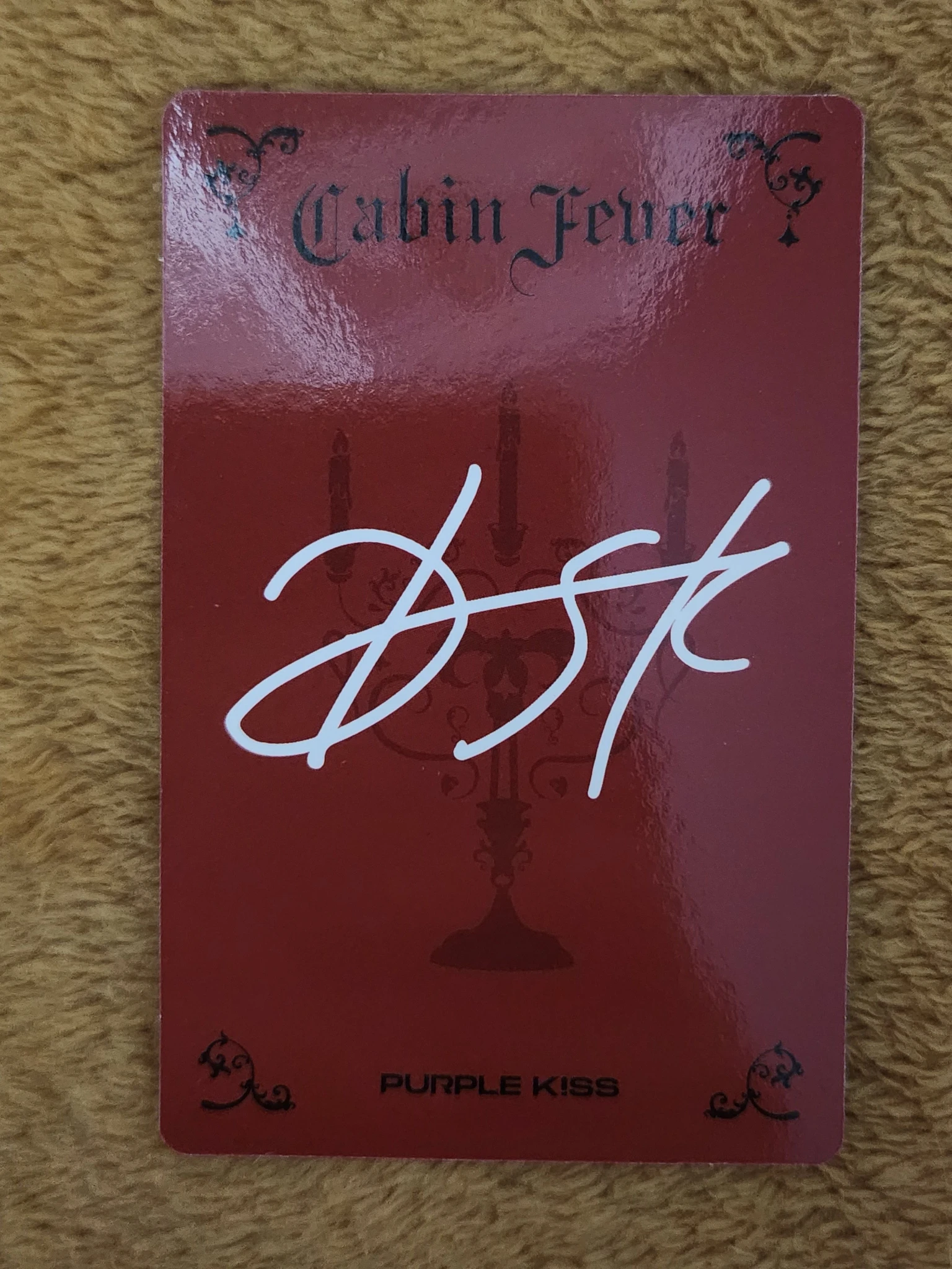 PURPLE KISS Dosie PURPLE KISS - Dosie - Cabin Fever Album red version album photocard album listing photo 2