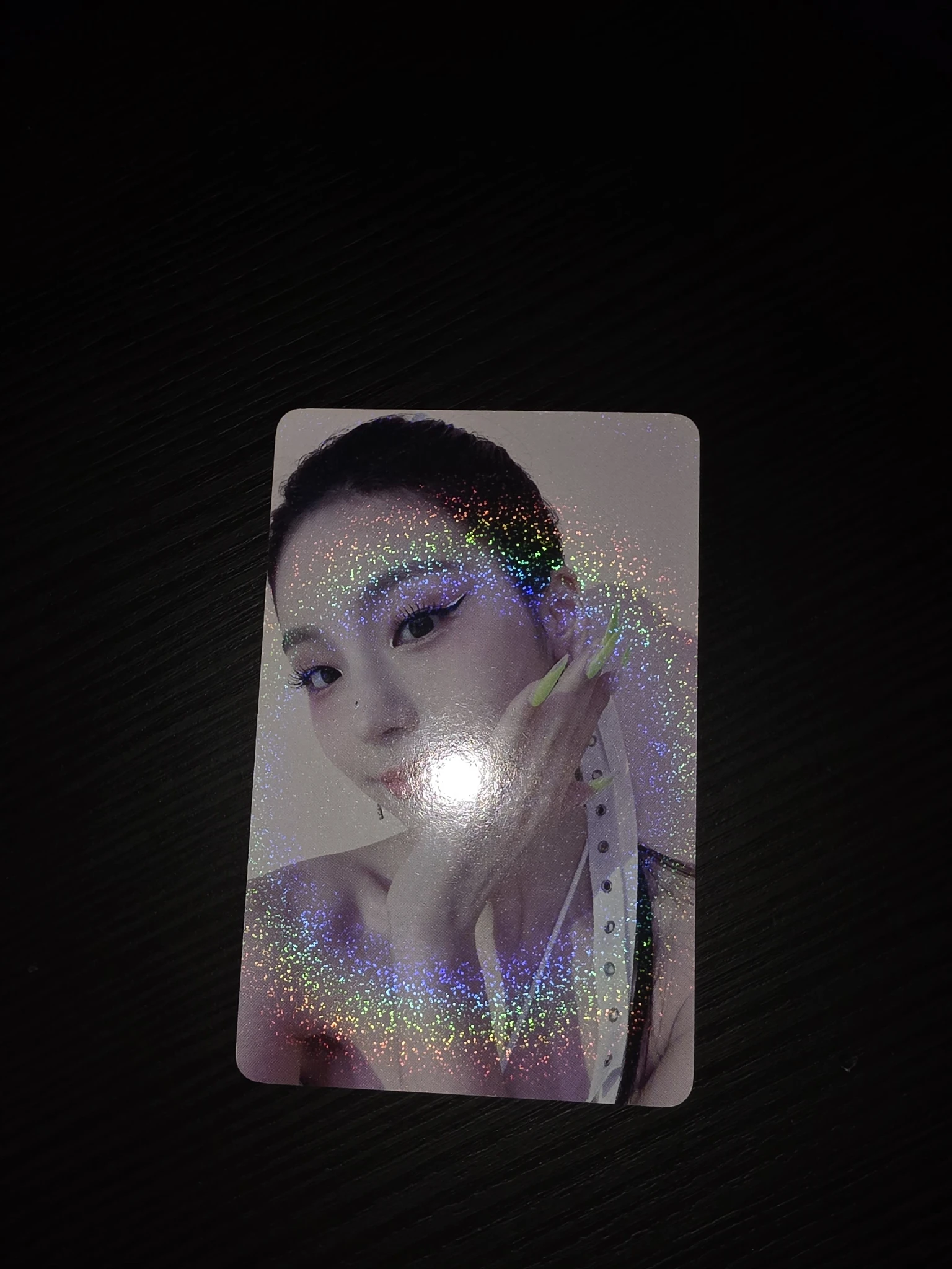 ITZY Yeji ITZY - Yeji - Cheshire Album musicplant pre-order benefit (pob) holographic (hologram) listing photo 2