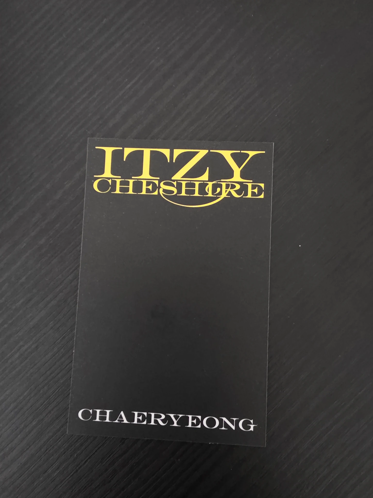 ITZY Chaeryeong ITZY - Chaeryeong - Cheshire Album album photocard standard version neon photocard non-selfie concept photocard listing photo 2