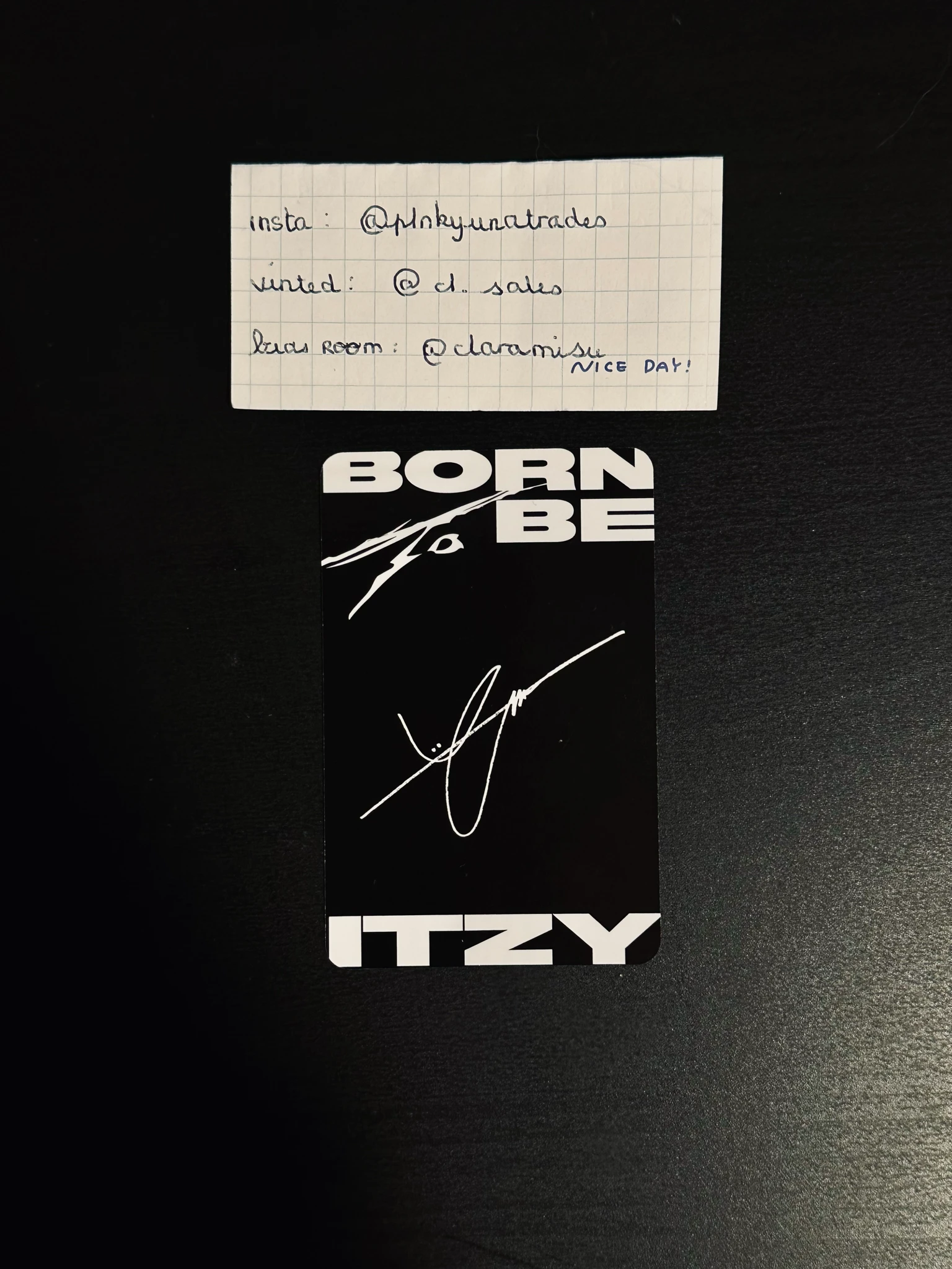 ITZY Yuna ITZY - Yuna - BORN TO BE Album A Ver. black back listing photo 2