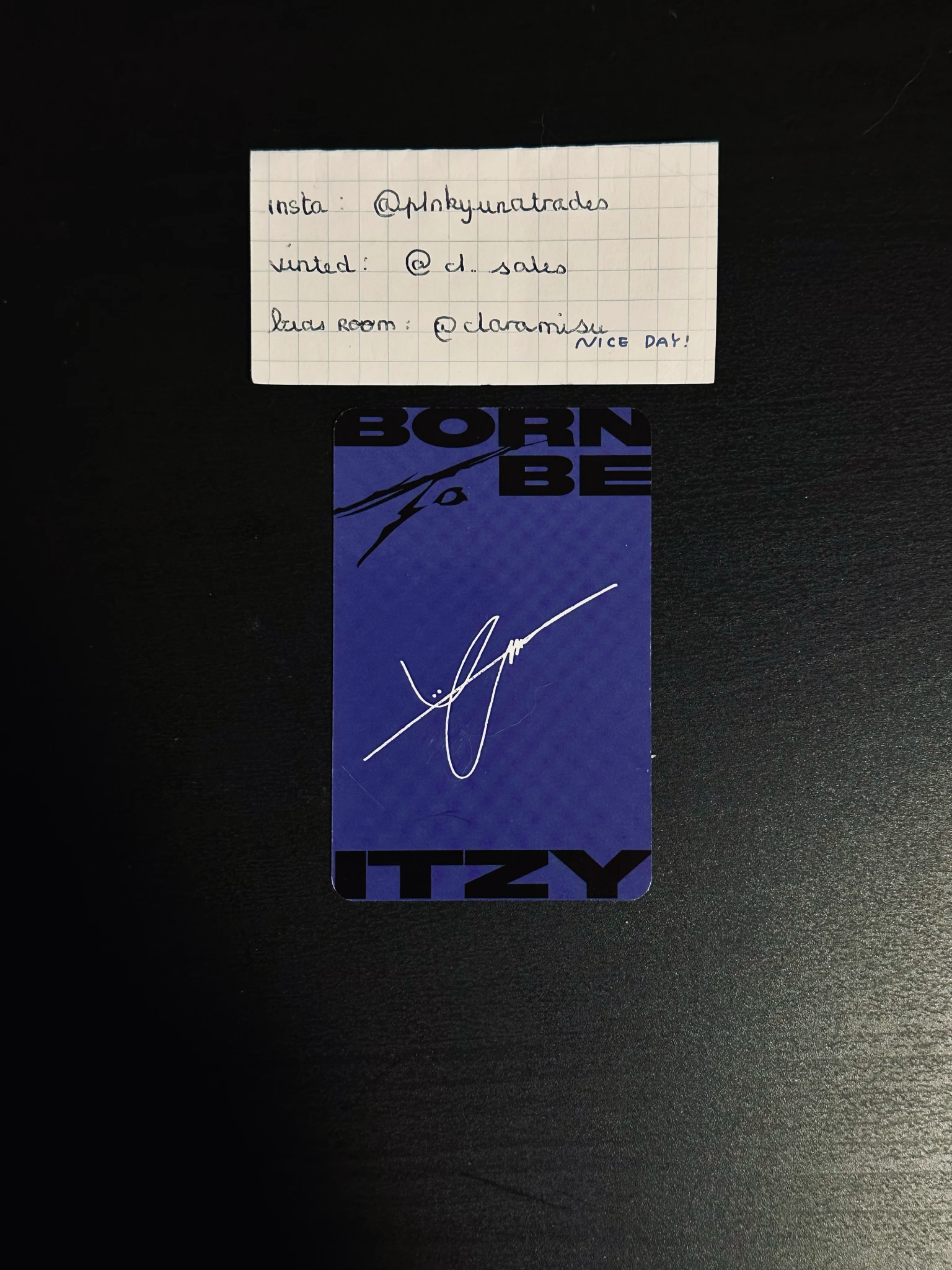 ITZY Yuna ITZY - Yuna - BORN TO BE Album A Ver. Blue Back listing photo 2