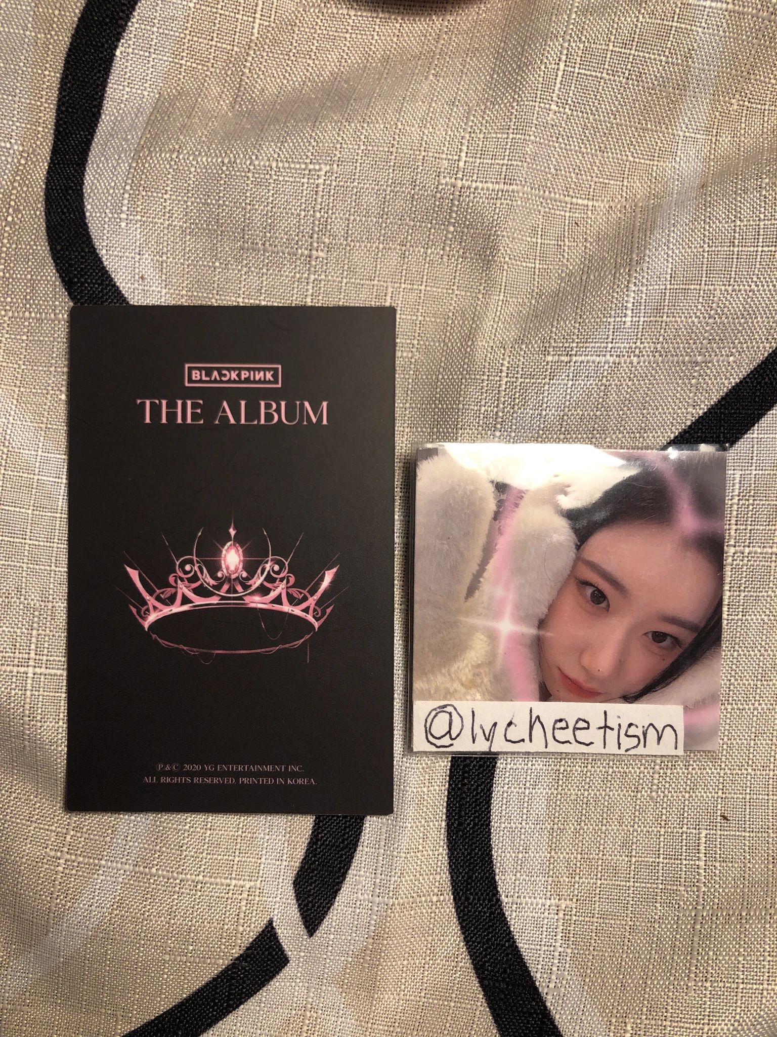 BLACKPINK Jisoo BLACKPINK-Jisoo-Album-THE ALBUM listing photo 2