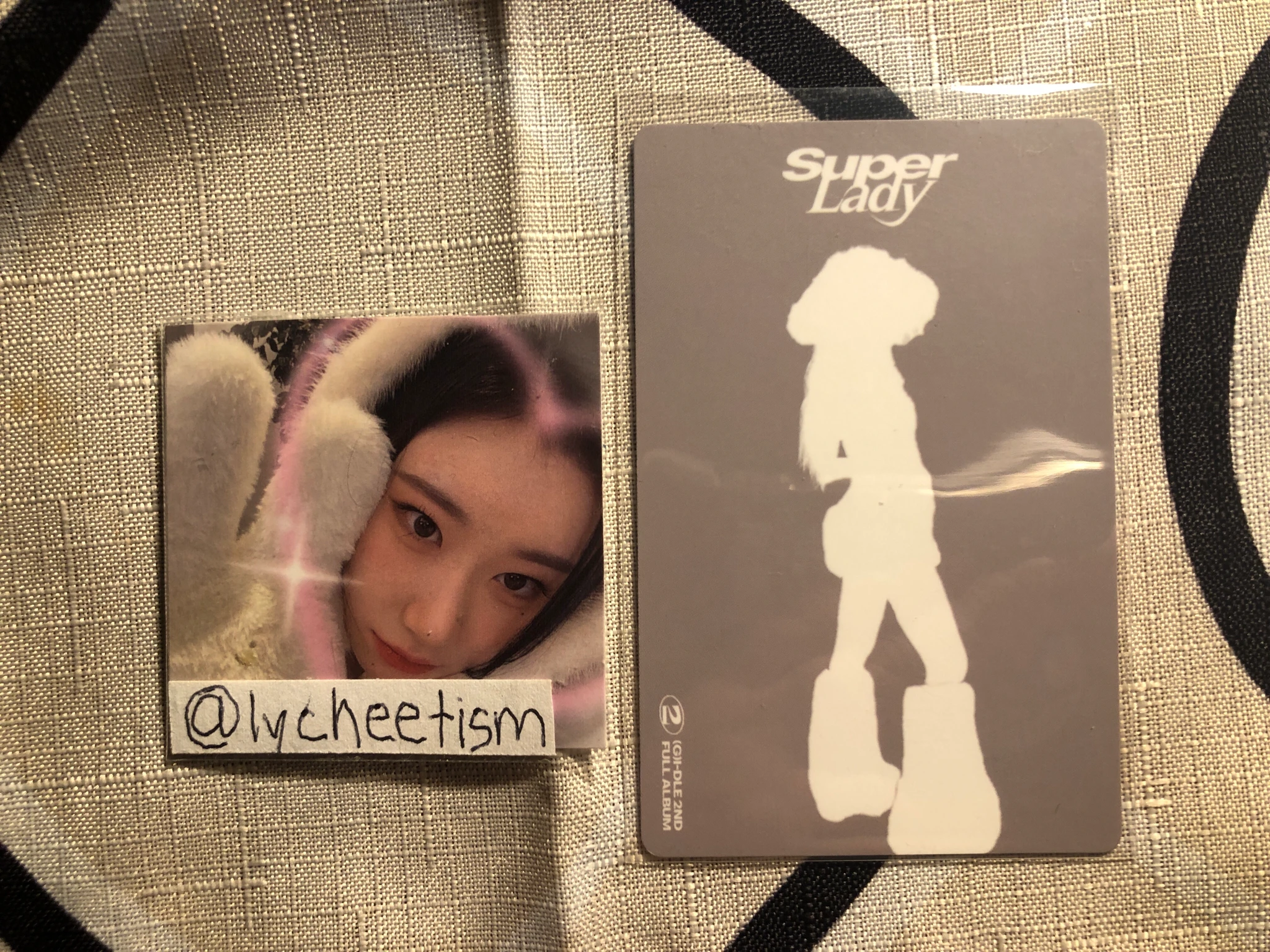 i-dle Miyeon i-dle - Miyeon - 2 Album standard version version 1 album photocard listing photo 2