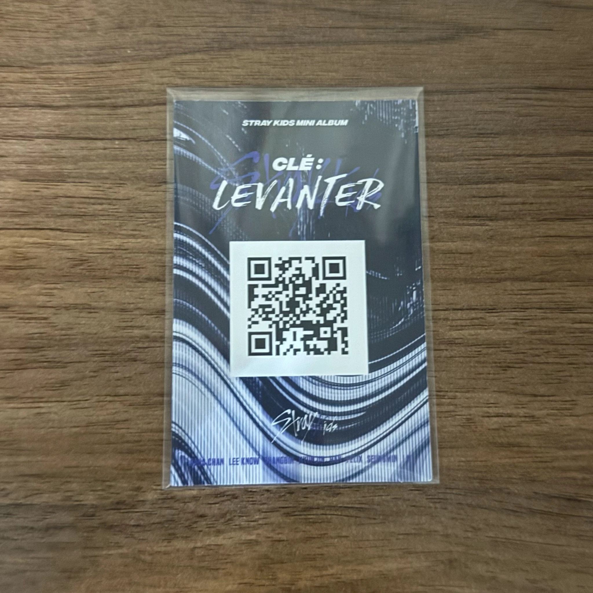 Stray Kids Lee Know Stray Kids - Lee Know - Clé: Levanter Album album photocard selfie version listing photo 2