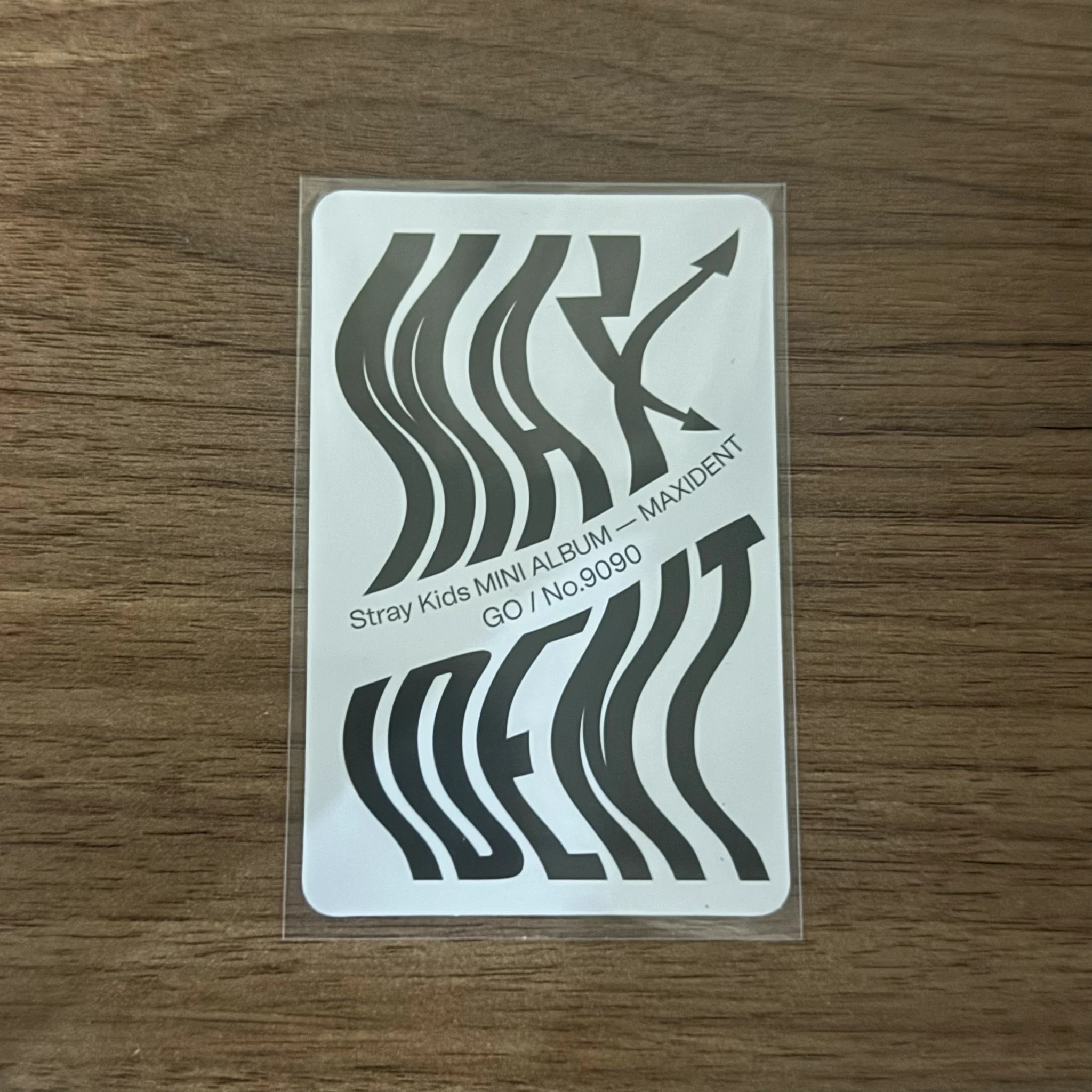 Stray Kids Lee Know Stray Kids - Lee Know - Maxident Album album photocard GO Version listing photo 2