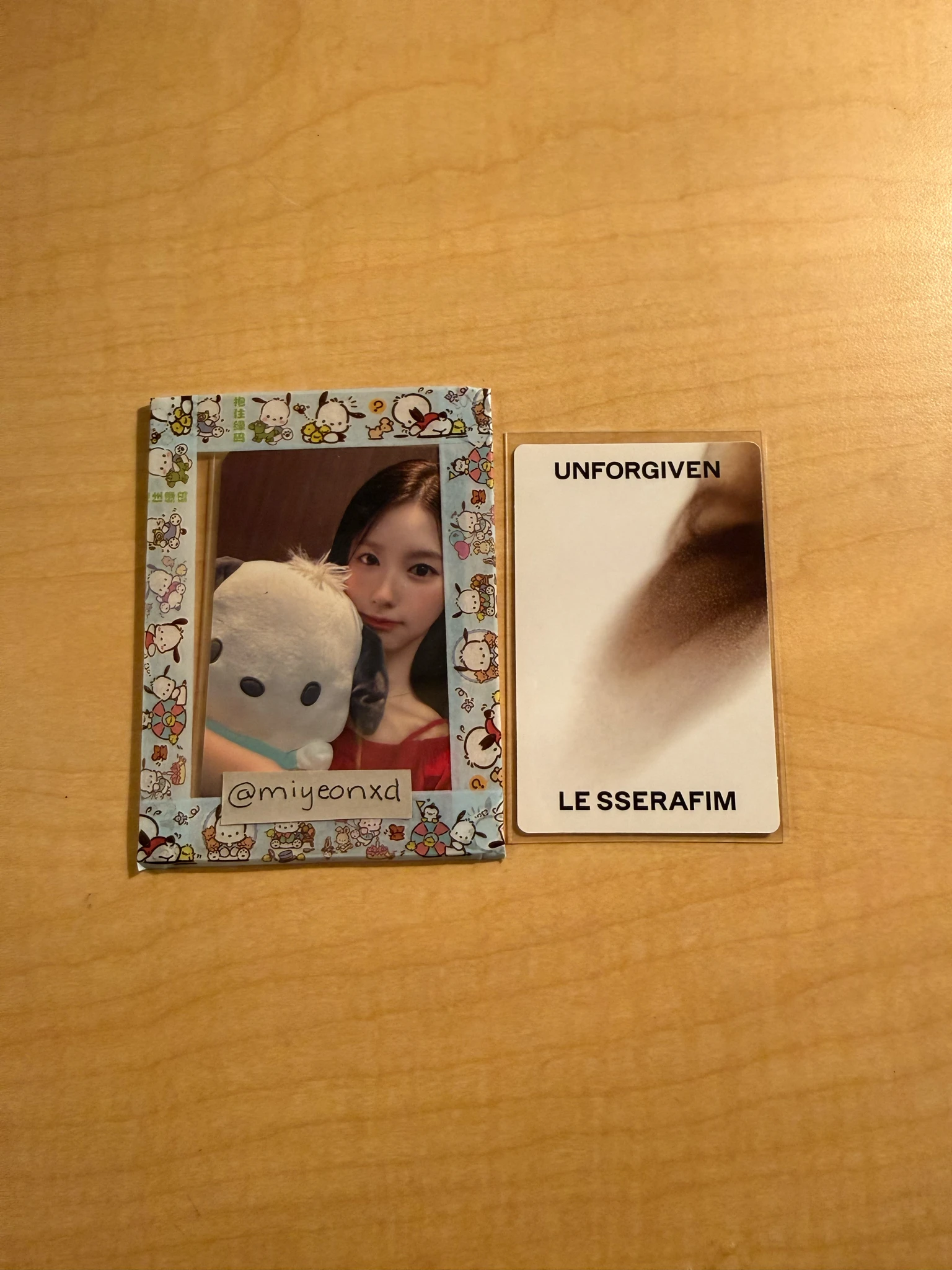 LE SSERAFIM LE SSERAFIM - UNFORGIVEN Album album photocard horizontal target exclusive listing photo 2