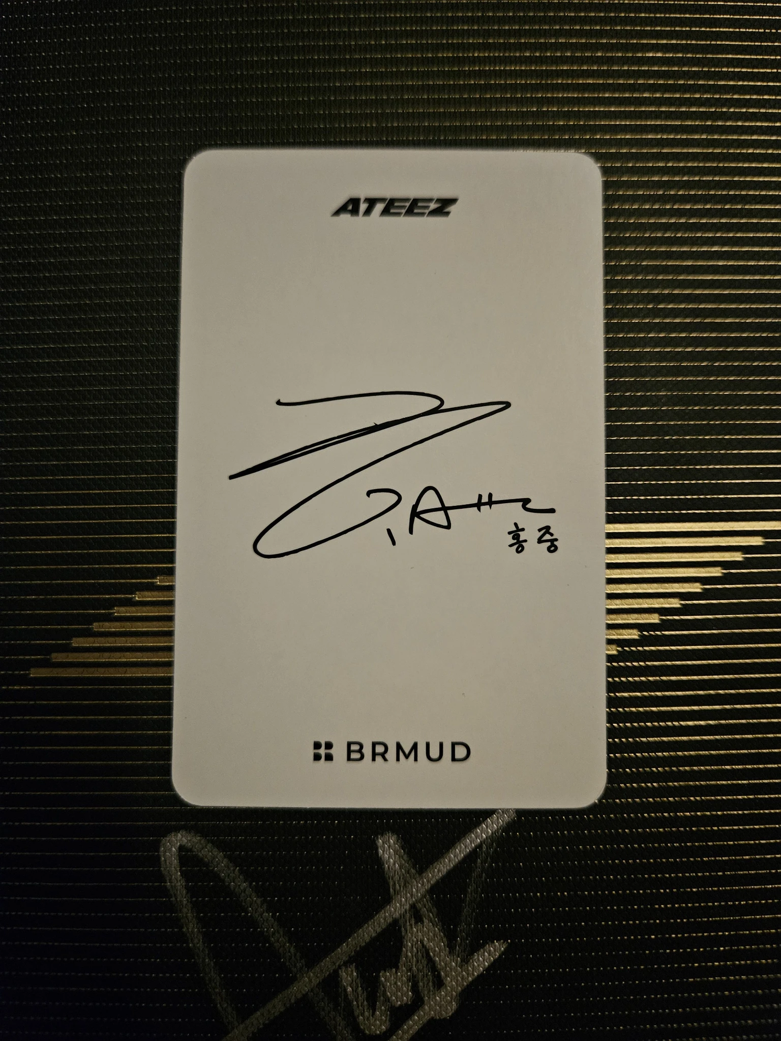 ATEEZ Hongjoong ATEEZ - Hongjoong - BRMUD=ATEEZ  Other merch collab listing photo 2