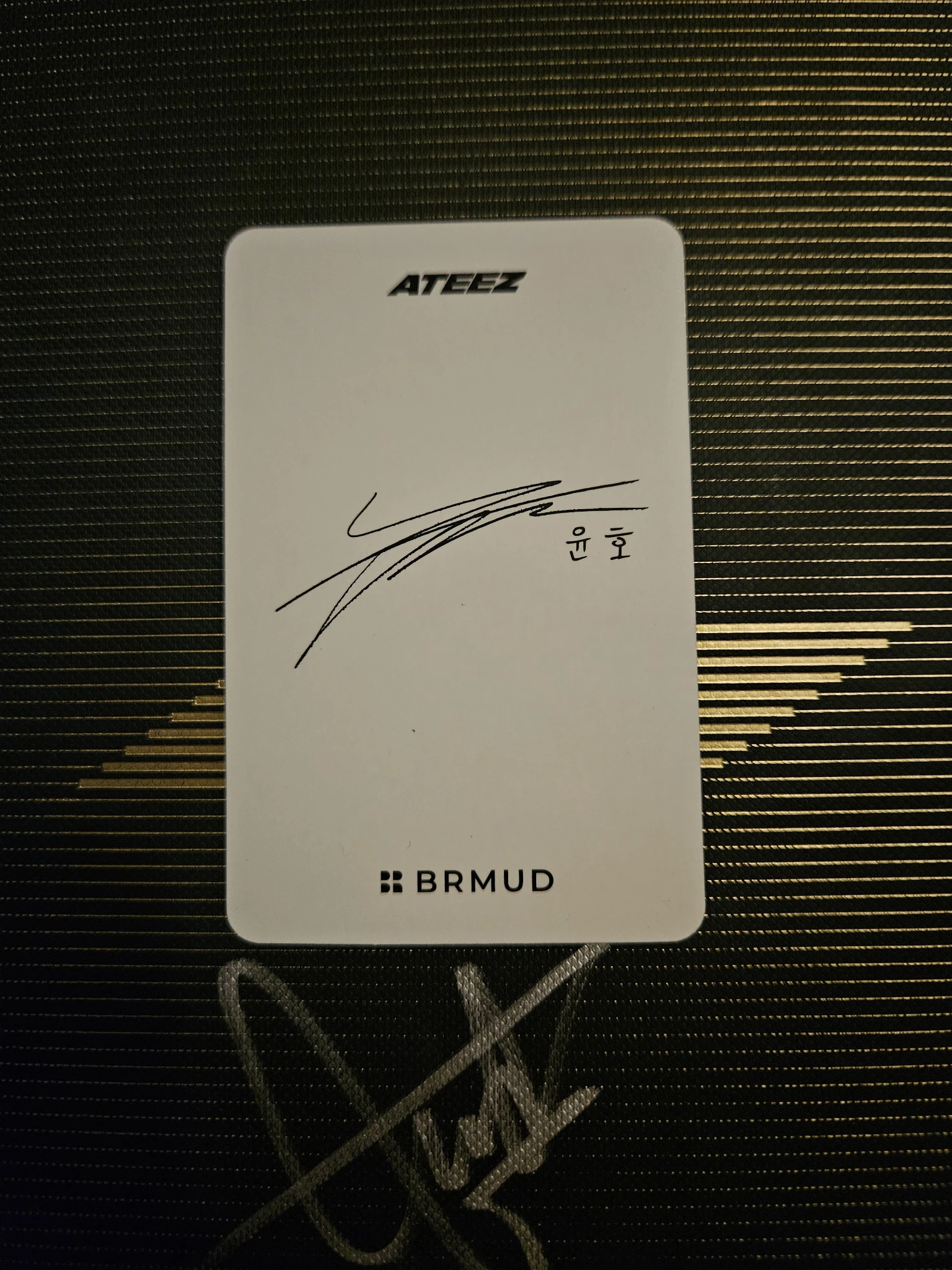 ATEEZ Yunho ATEEZ - Yunho - BRMUD=ATEEZ  Other merch photocard listing photo 2