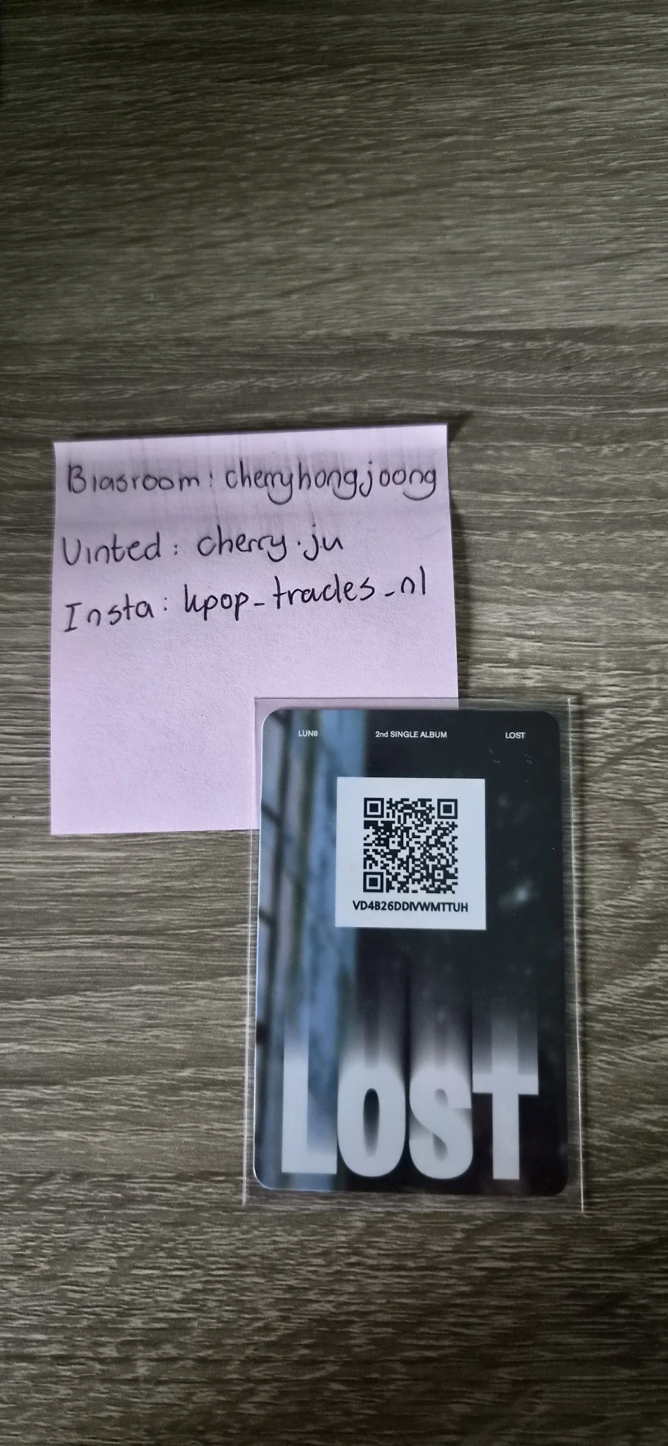 LUN8 LUN8 - LOST Album album photocard listing photo 2