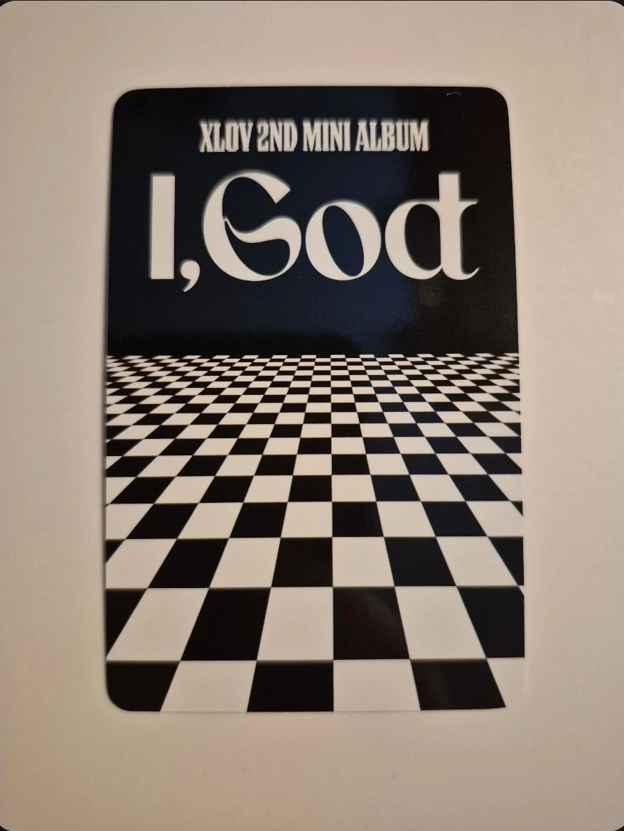 XLOV Hyun XLOV - Hyun - I, God Album MD event pop-up store soundwave listing photo 2