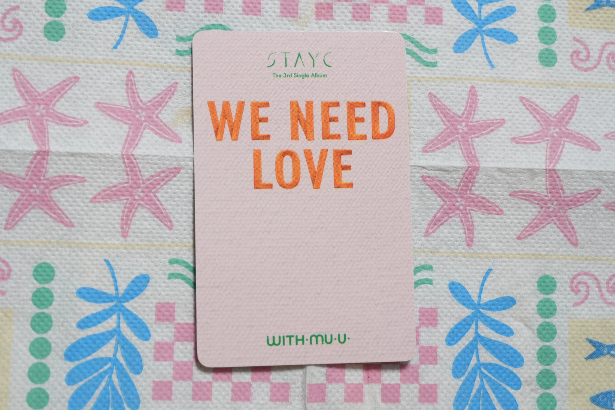 STAYC Isa STAYC - Isa - WE NEED LOVE Album round 3 video call (fancall) withmuu fansign listing photo 2