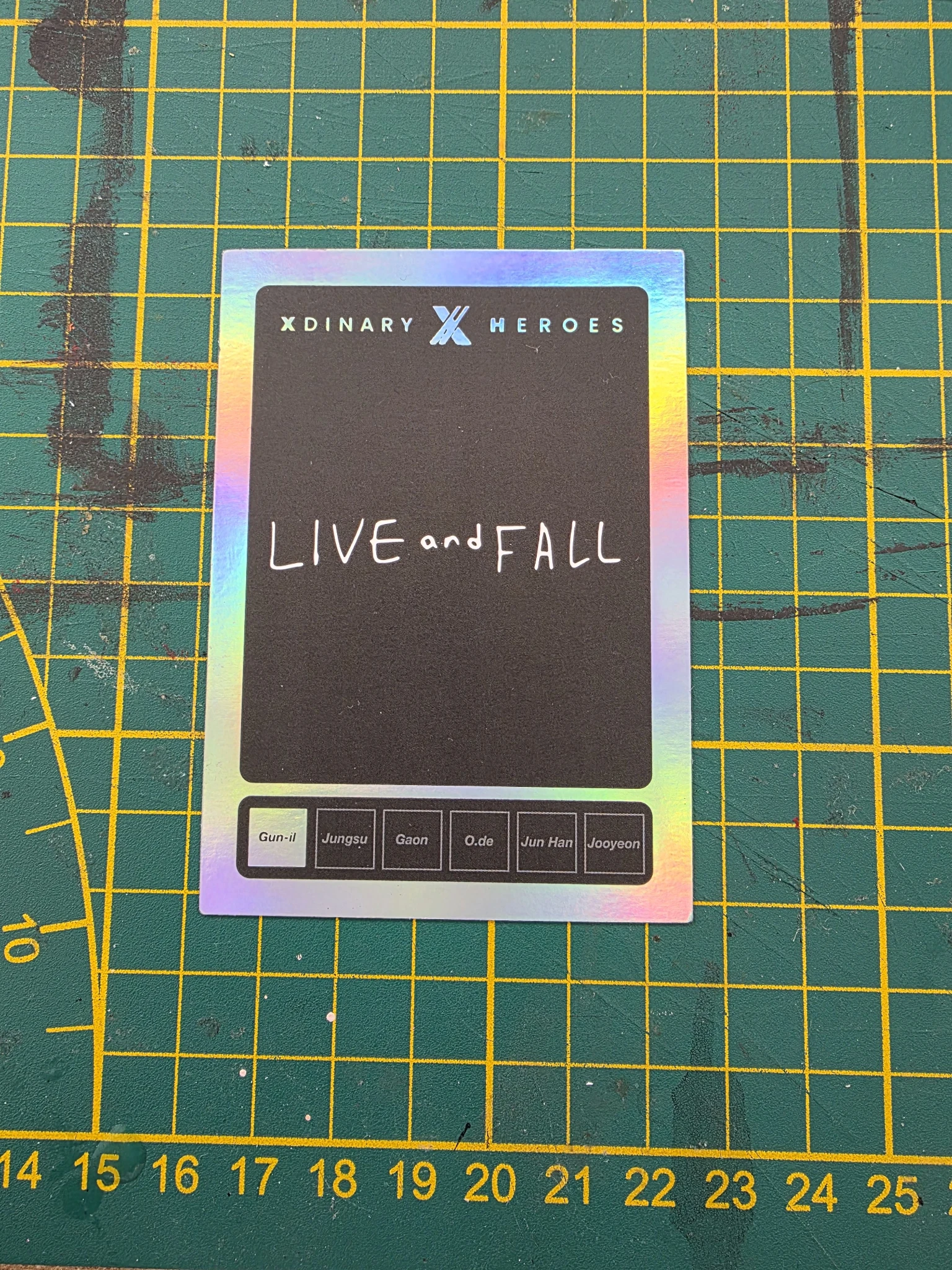 Xdinary Heroes Gunil Xdinary Heroes - Gunil - Live and Fall Album fall version holographic (hologram) album inclusion listing photo 2