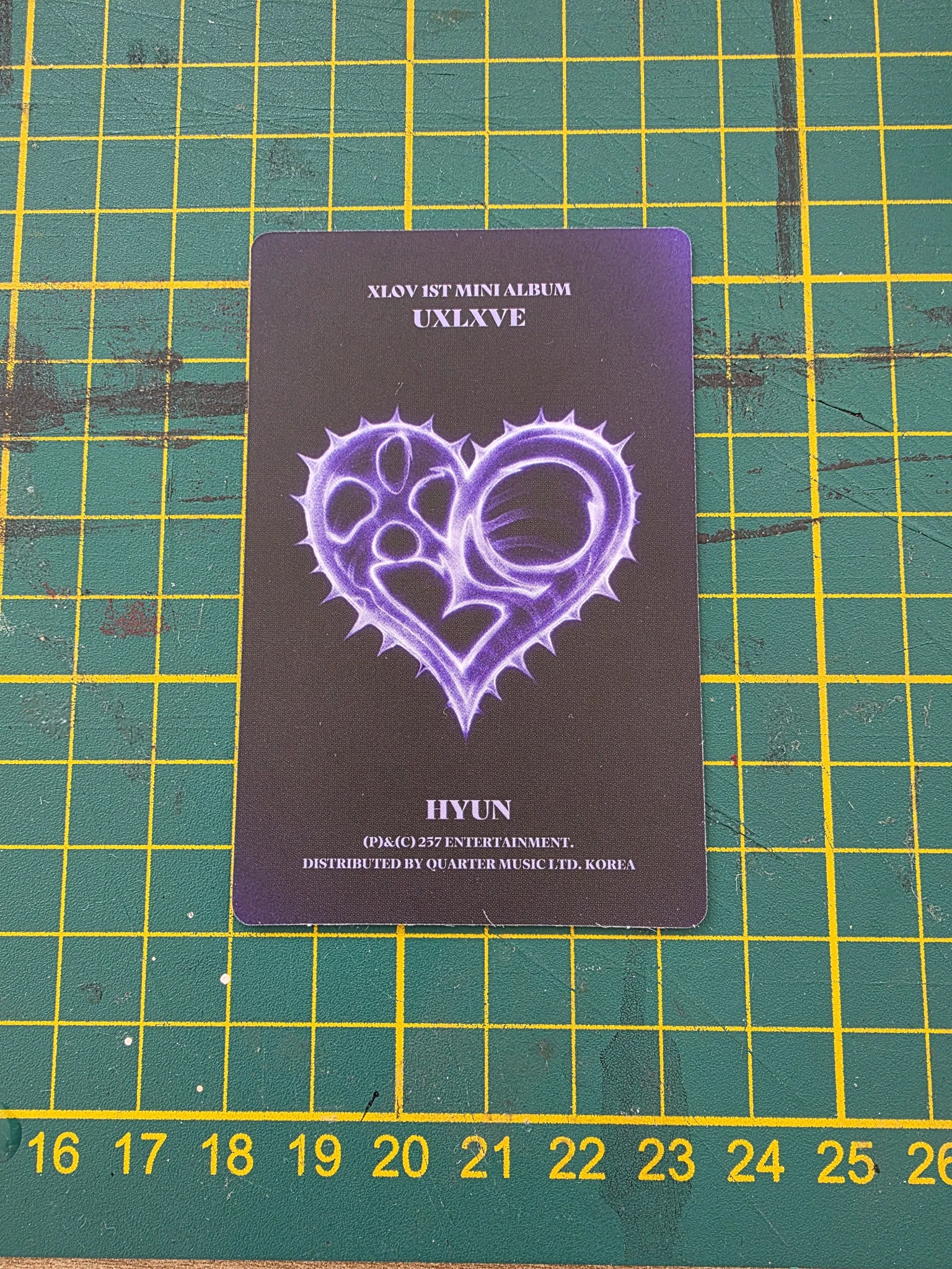 XLOV Hyun XLOV - Hyun - UXLXVE Album listing photo 2