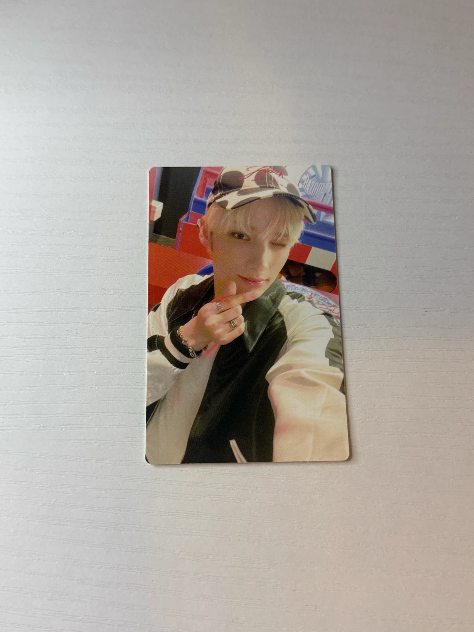 TOMORROW X TOGETHER Huening Kai TOMORROW X TOGETHER - Huening Kai - TXT Season's Greetings 2022 Other double-sided photocard set listing photo 2