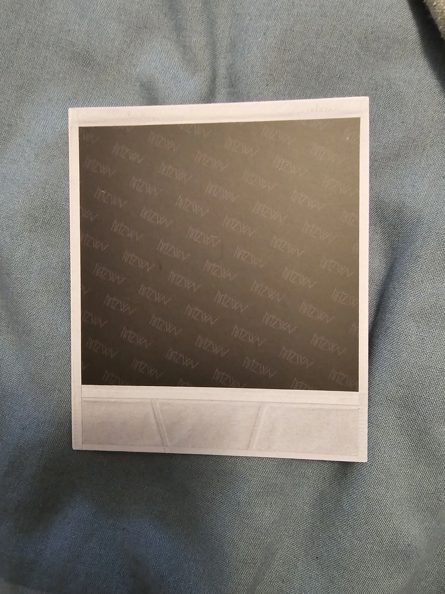hrtz.wav Yoon Youngjun hrtz.wav - Yoon Youngjun - The First Wave Album polaroid polaroid set hrtz version album inclusion listing photo 2