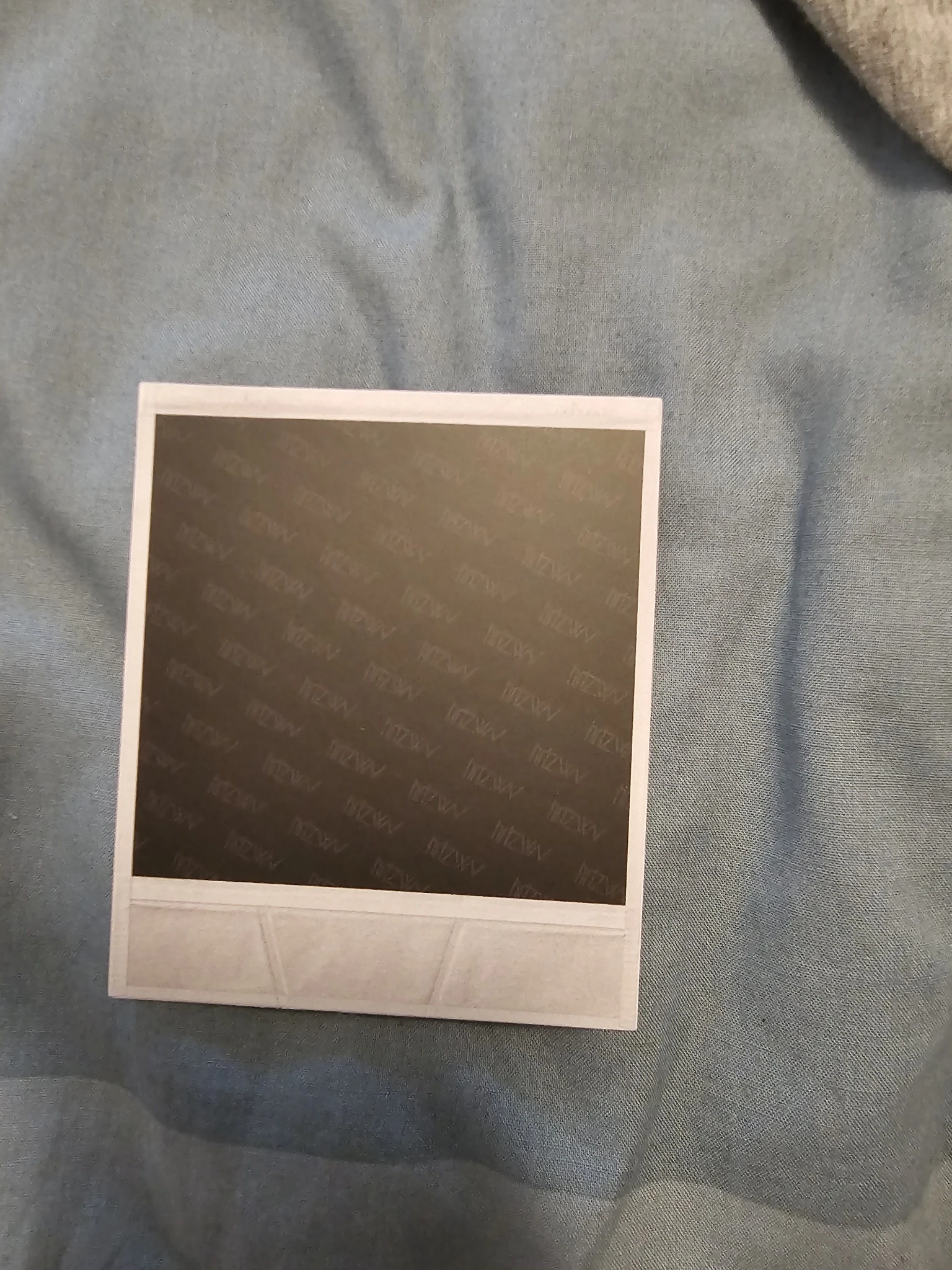 hrtz.wav Dane hrtz.wav - Dane - The First Wave Album polaroid polaroid set hrtz version album inclusion listing photo 2