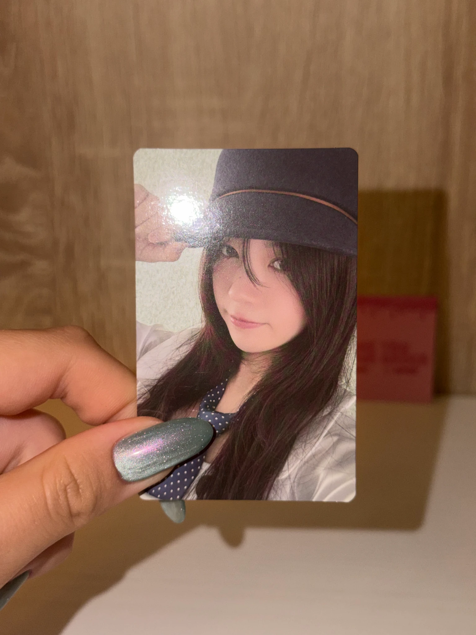 ILLIT Moka ILLIT - MOKA - bomb Album pink bomb ver album photocard listing photo 2