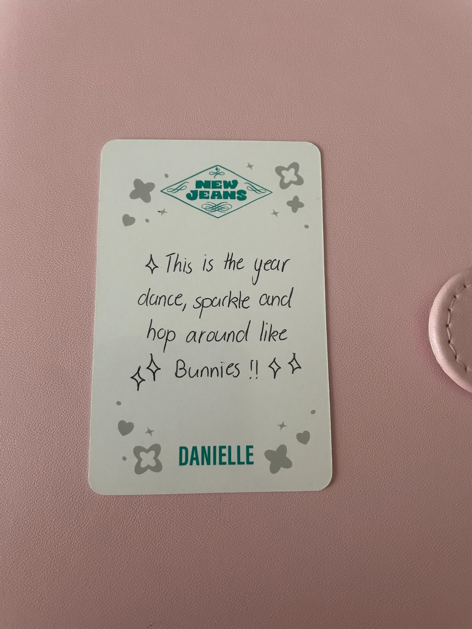 NewJeans Danielle NewJeans - Danielle - OMG Album album photocard weverse album version A version version 2 listing photo 2
