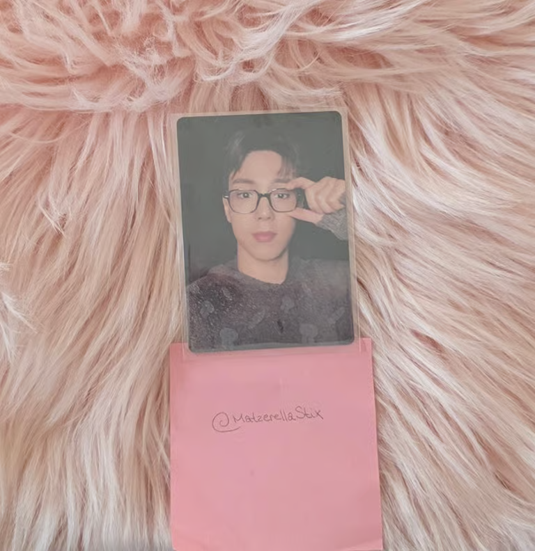 MONSTA X Shownu MONSTA X - Shownu - Unfold Album international exclusive nerd version english album listing photo 2