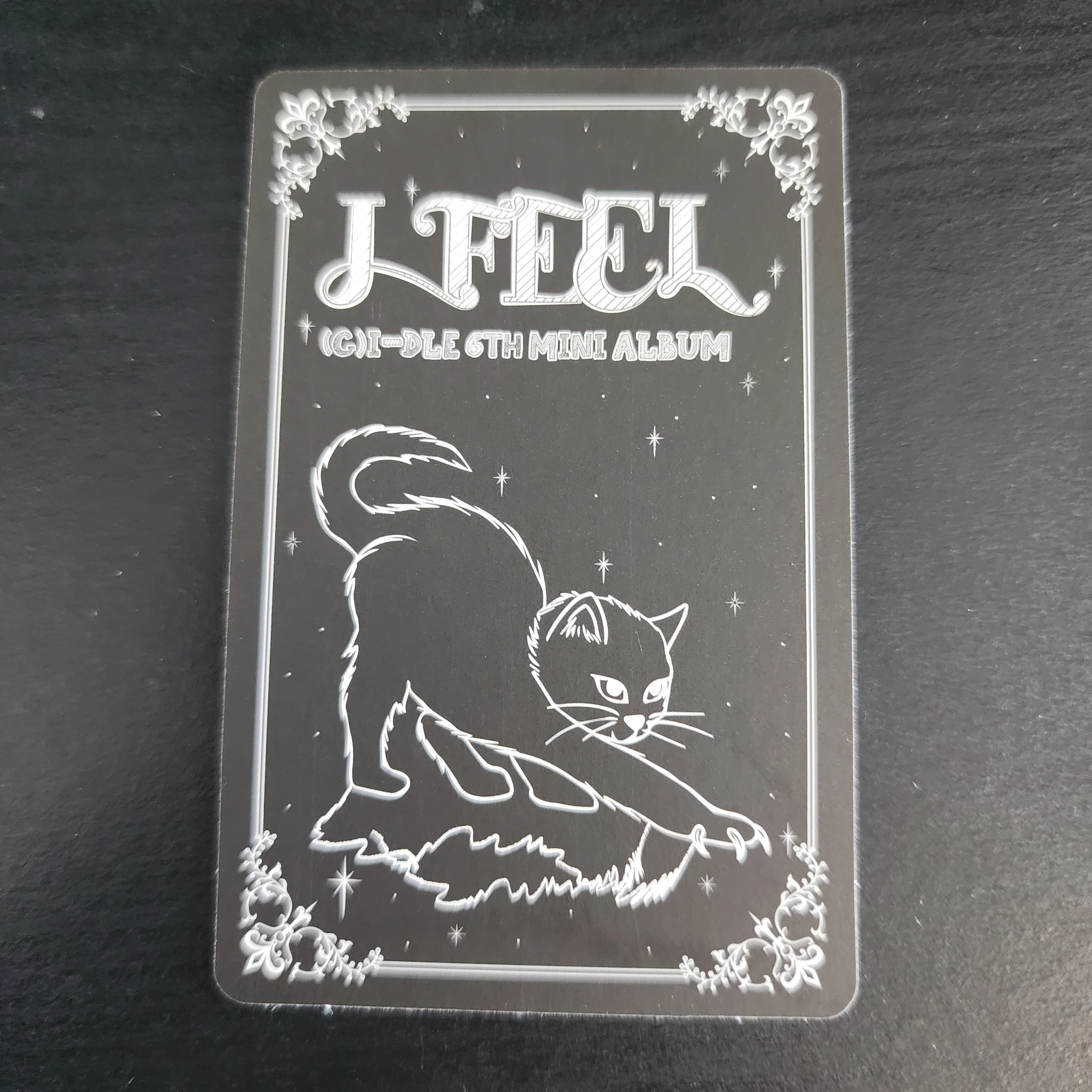 i-dle Soyeon i-dle - Soyeon - I Feel Album US/EU exclusive non-selfie international exclusive cat version listing photo 2