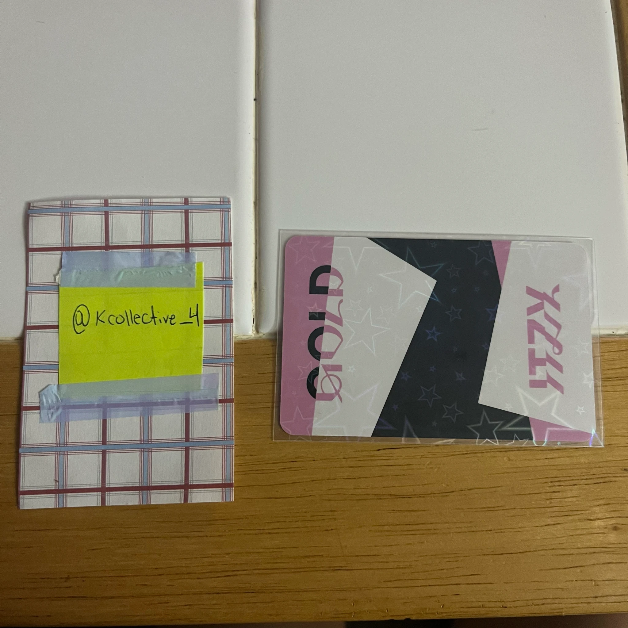 ITZY Chaeryeong ITZY - Chaeryeong - GOLD Album album photocard standard ver. listing photo 2