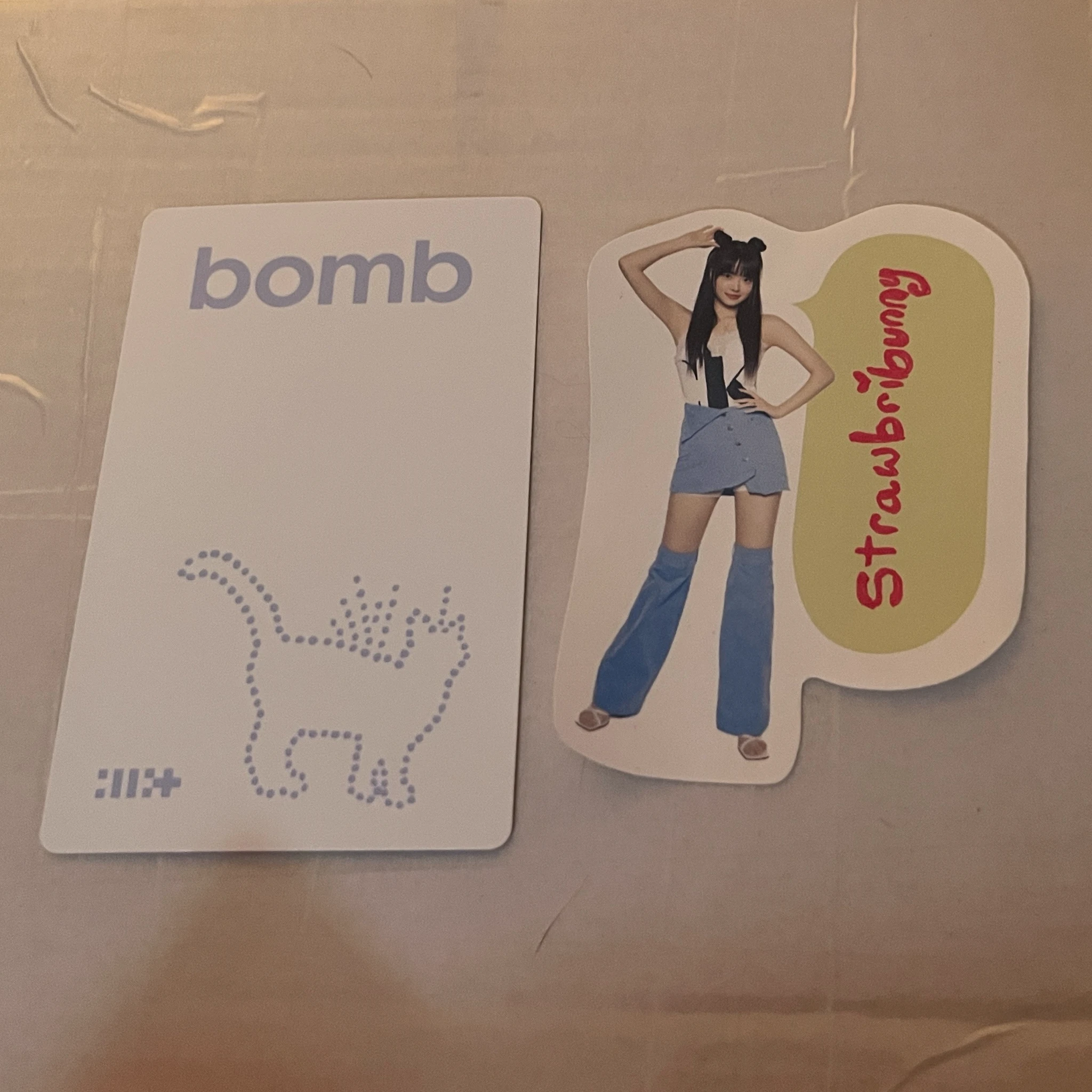 ILLIT Minju ILLIT - MINJU - bomb Album merch ver. album photocard listing photo 2