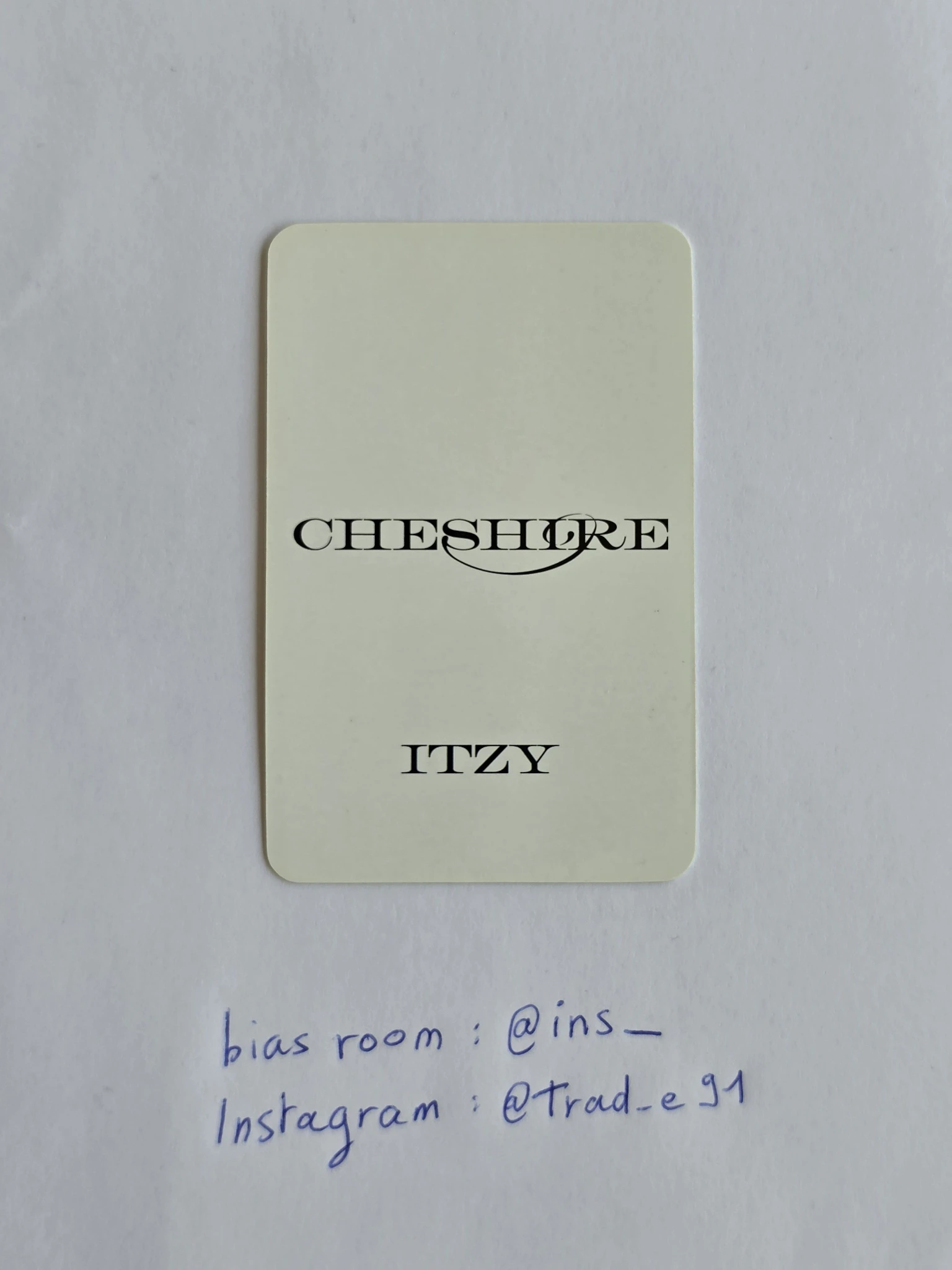 ITZY Chaeryeong ITZY - Chaeryeong - Cheshire Album music korea pre-order benefit (pob) non-selfie listing photo 2