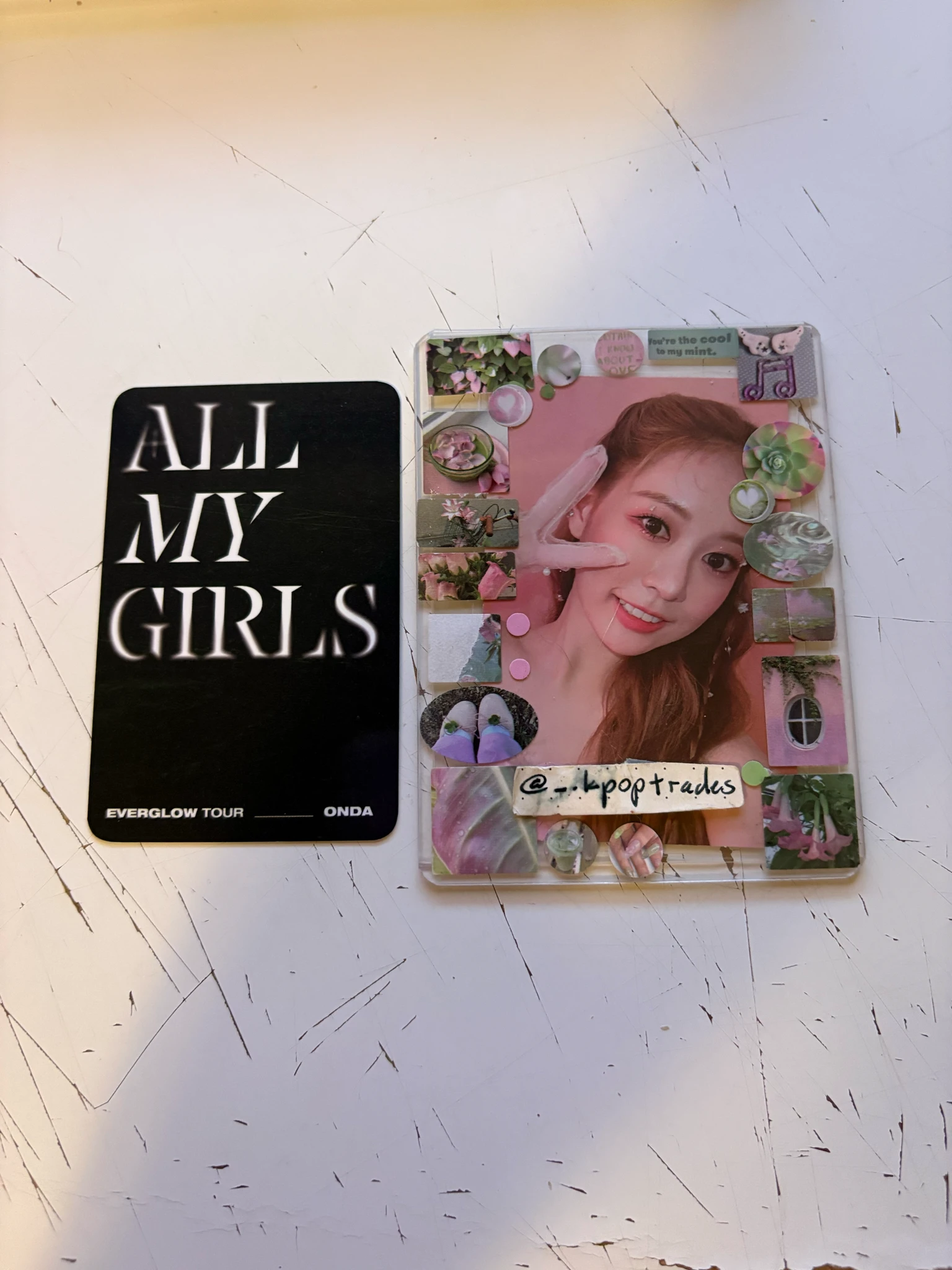 EVERGLOW Onda EVERGLOW - Onda - All My Girls US Tour  Event merch photocard deco set listing photo 2