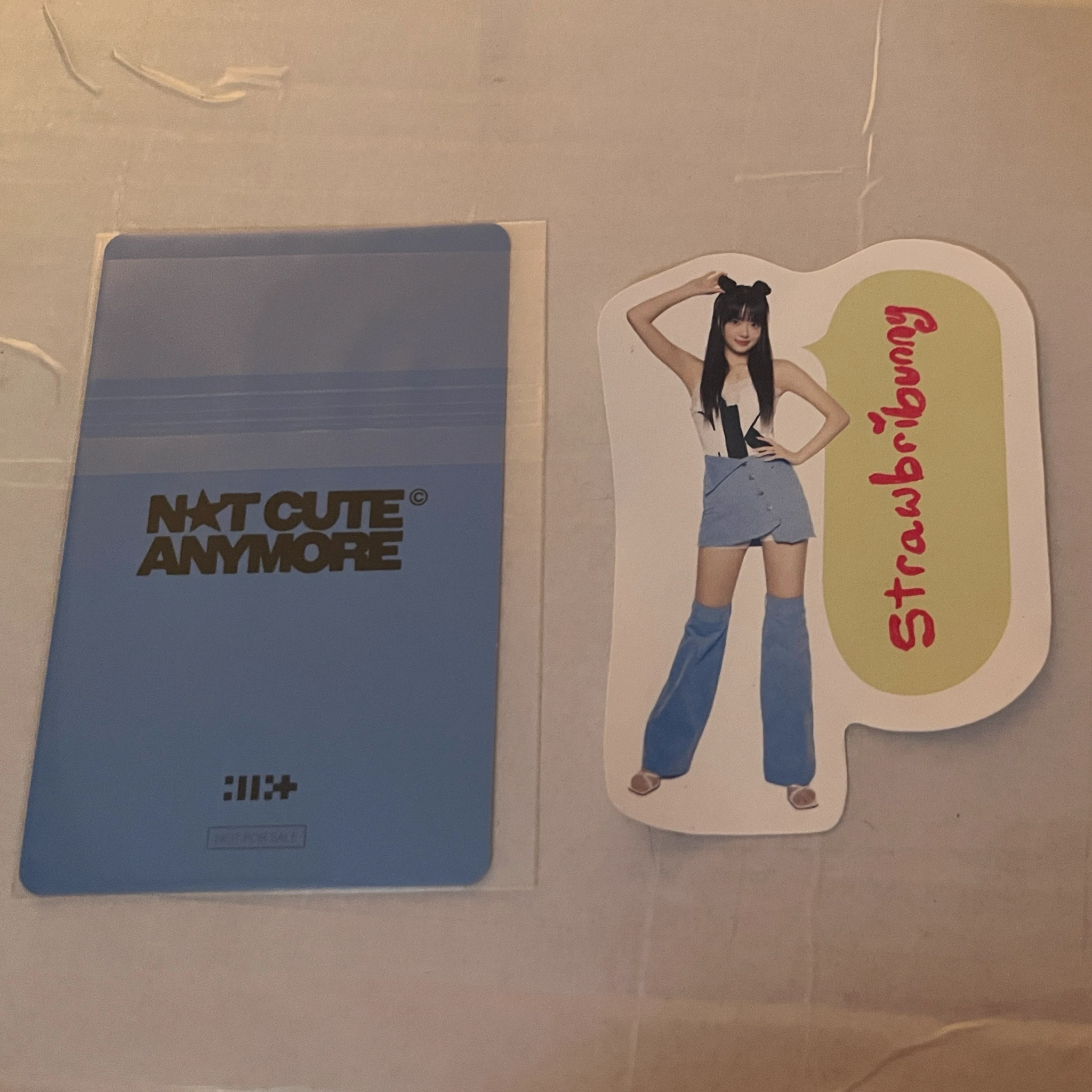 ILLIT Wonhee ILLIT - NOT CUTE ANYMORE Album UMS japan (universal music store) pre-order benefit (pob) listing photo 2