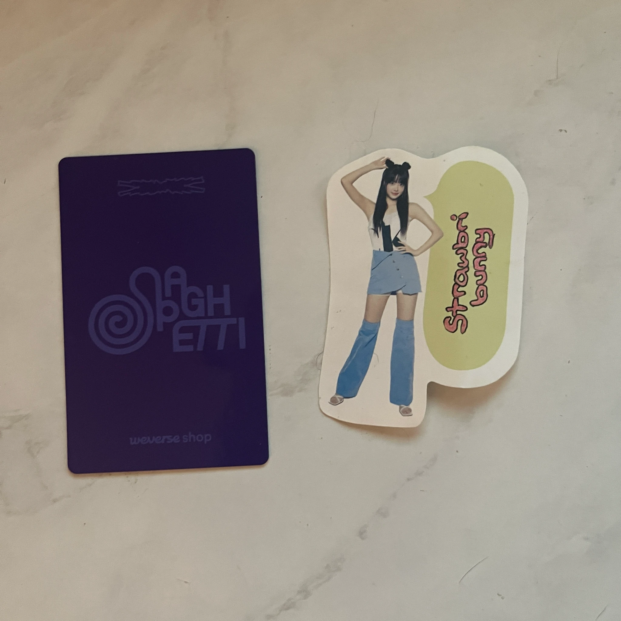 LE SSERAFIM Hong Eunchae LE SSERAFIM - Hong Eunchae - SPAGHETTI Album weverse shop global (wvg) pre-order benefit (pob) compact version listing photo 2