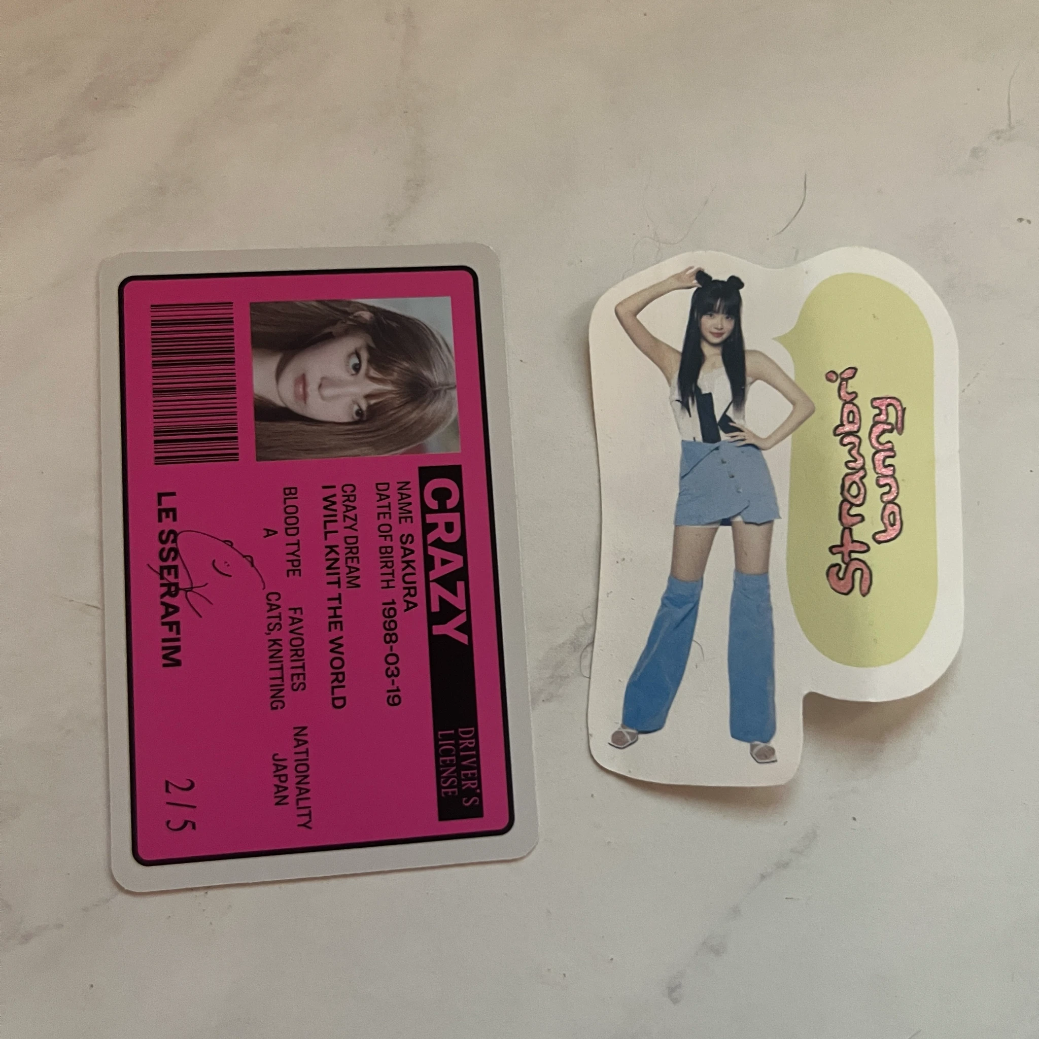 LE SSERAFIM Sakura LE SSERAFIM - Sakura - CRAZY Album heathers rock ver album photocard listing photo 2