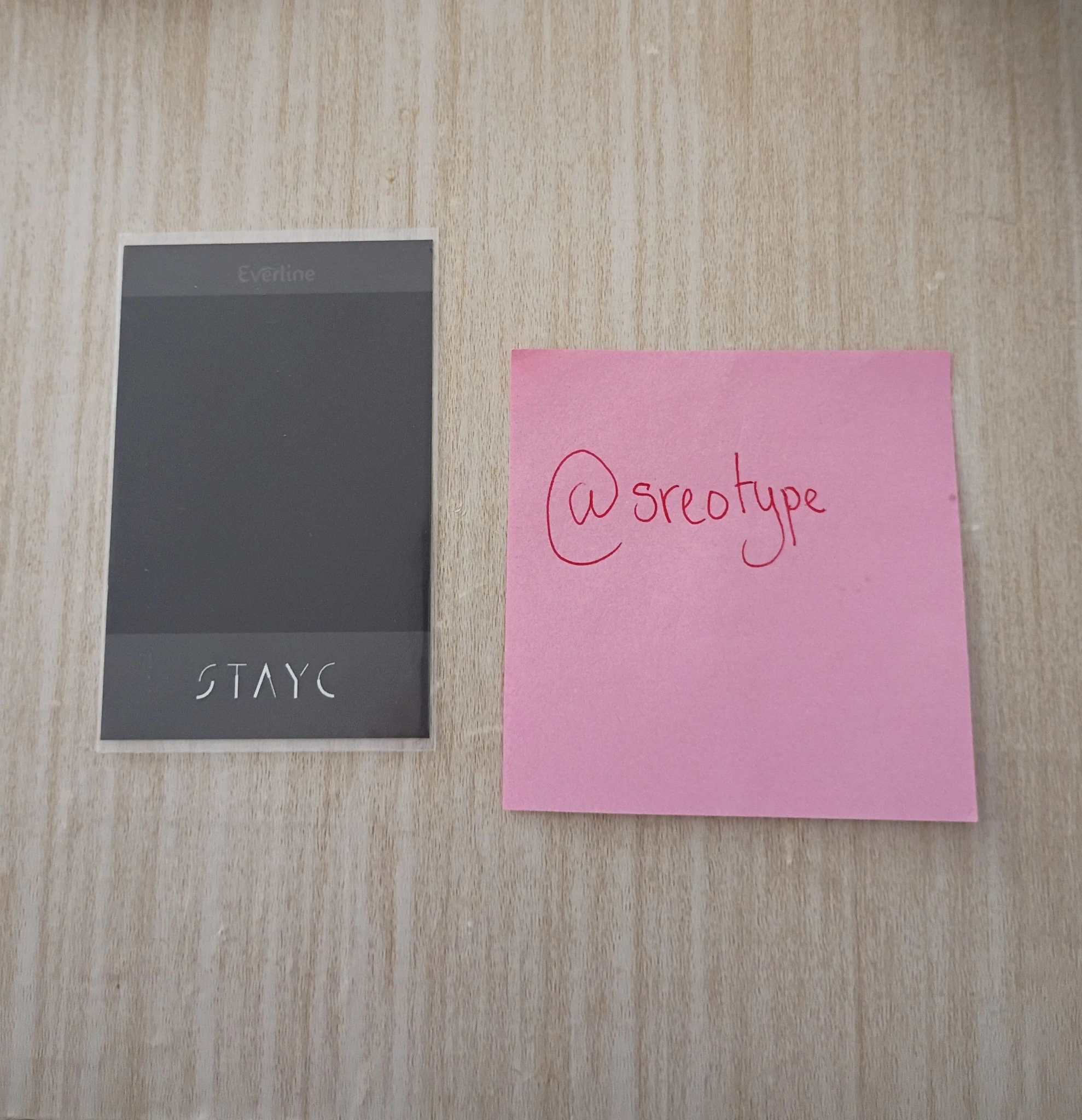 STAYC Isa STAYC - Isa - WE NEED LOVE Album pob (pre-order benefit) everline round 4 listing photo 2
