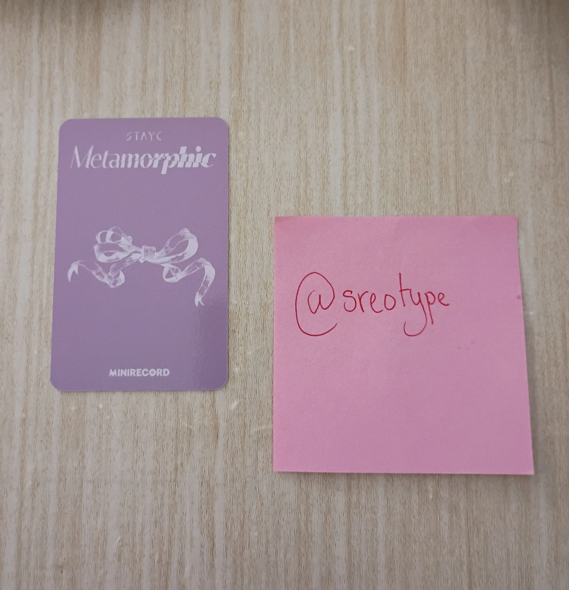 STAYC Isa STAYC - Isa - Metamorphic Album minirecord shop lucky draw (LD) listing photo 2
