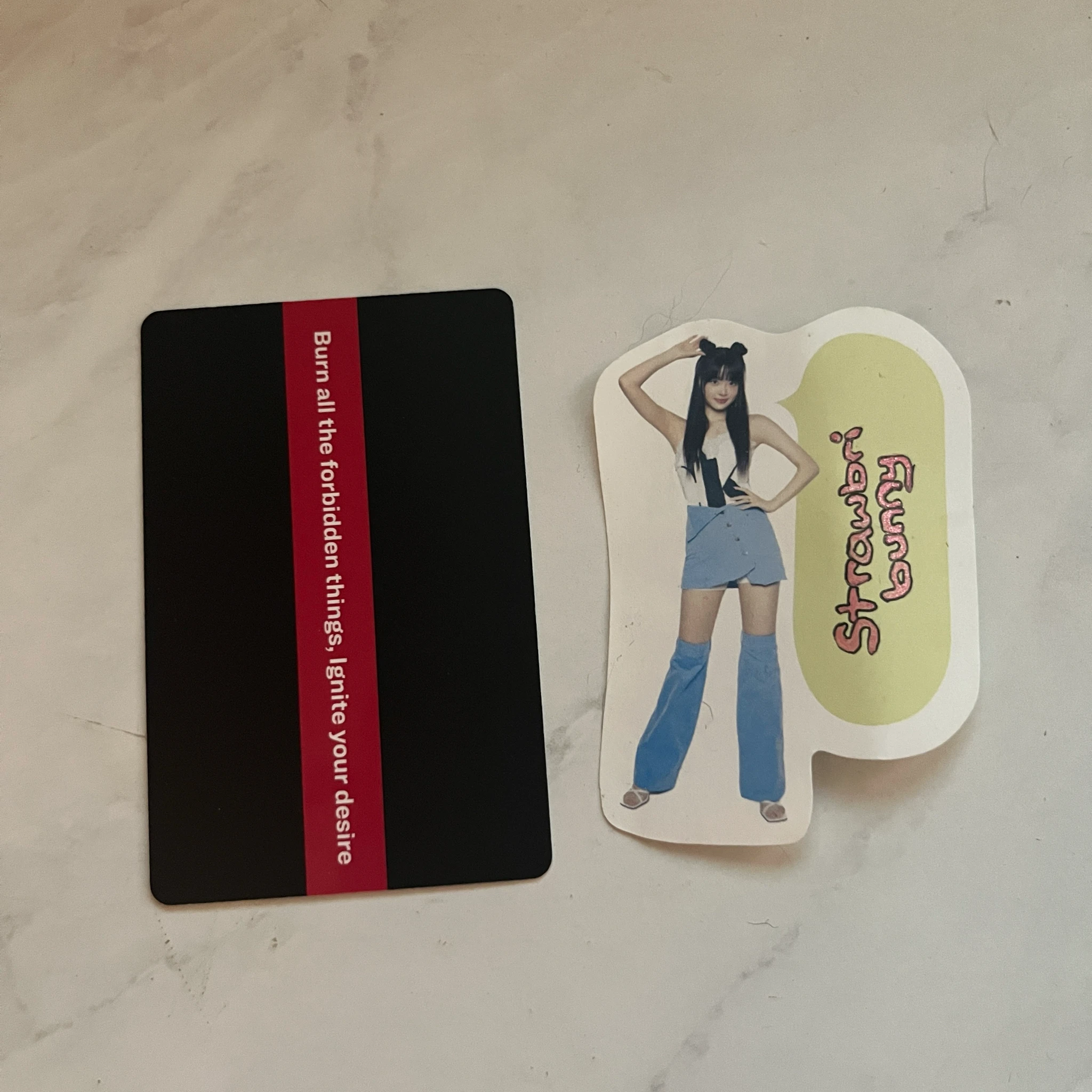 LE SSERAFIM Kim Chaewon LE SSERAFIM - Kim Chaewon - UNFORGIVEN Album weverse album version album photocard listing photo 2