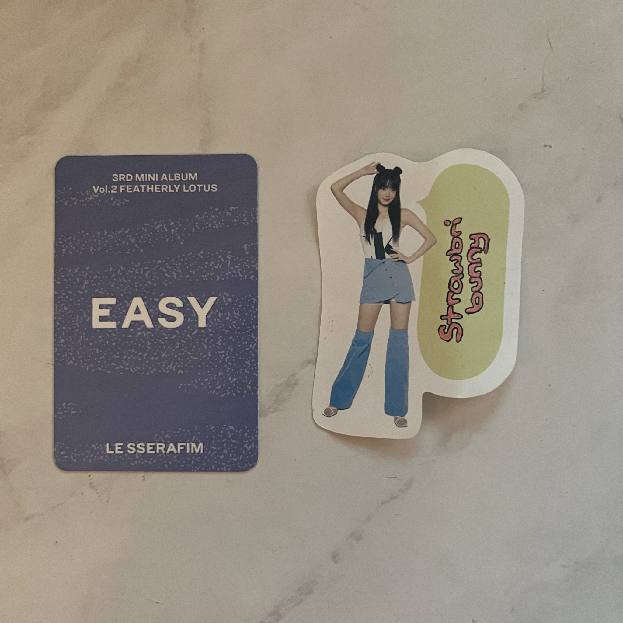 LE SSERAFIM Hong Eunchae LE SSERAFIM - Hong Eunchae - EASY Album album photocard Featherly Lotus ver. listing photo 2