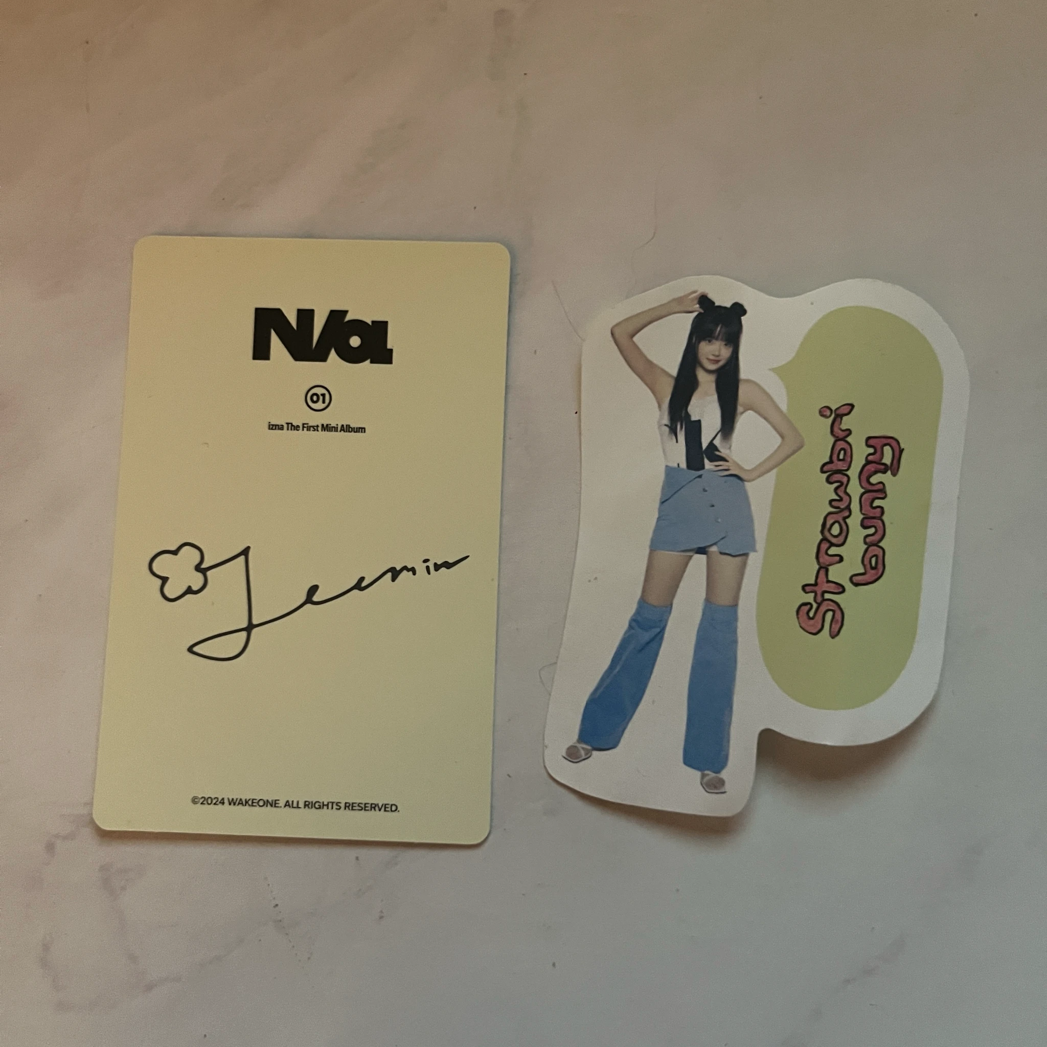 izna Bang Jeemin izna - Bang Jeemin - N/a Album olive young pop-up store Trading card listing photo 2
