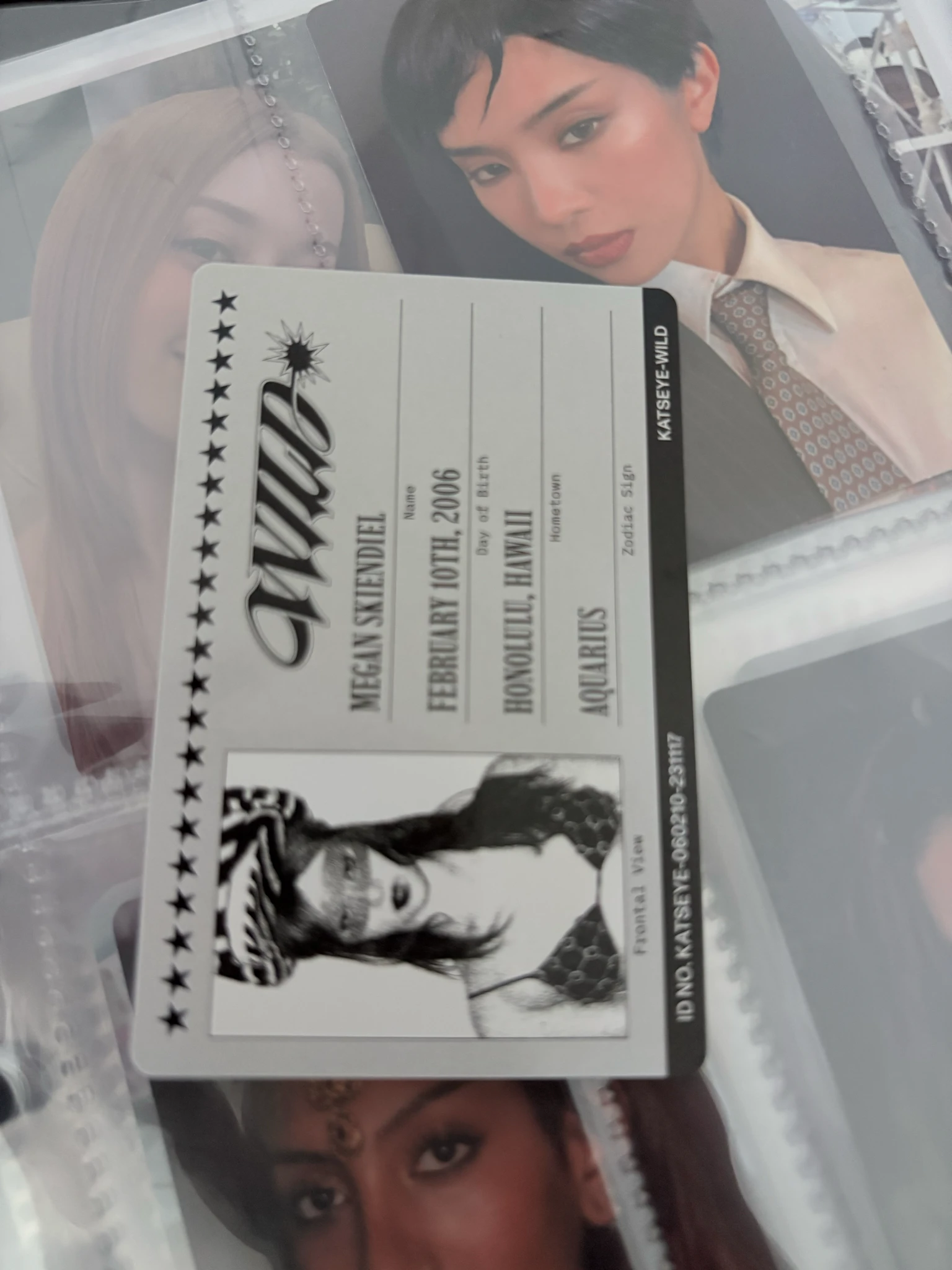 KATSEYE Megan KATSEYE - Megan - WILD Album weverse global shop (wvg) pob (pre-order benefit) standard version listing photo 2