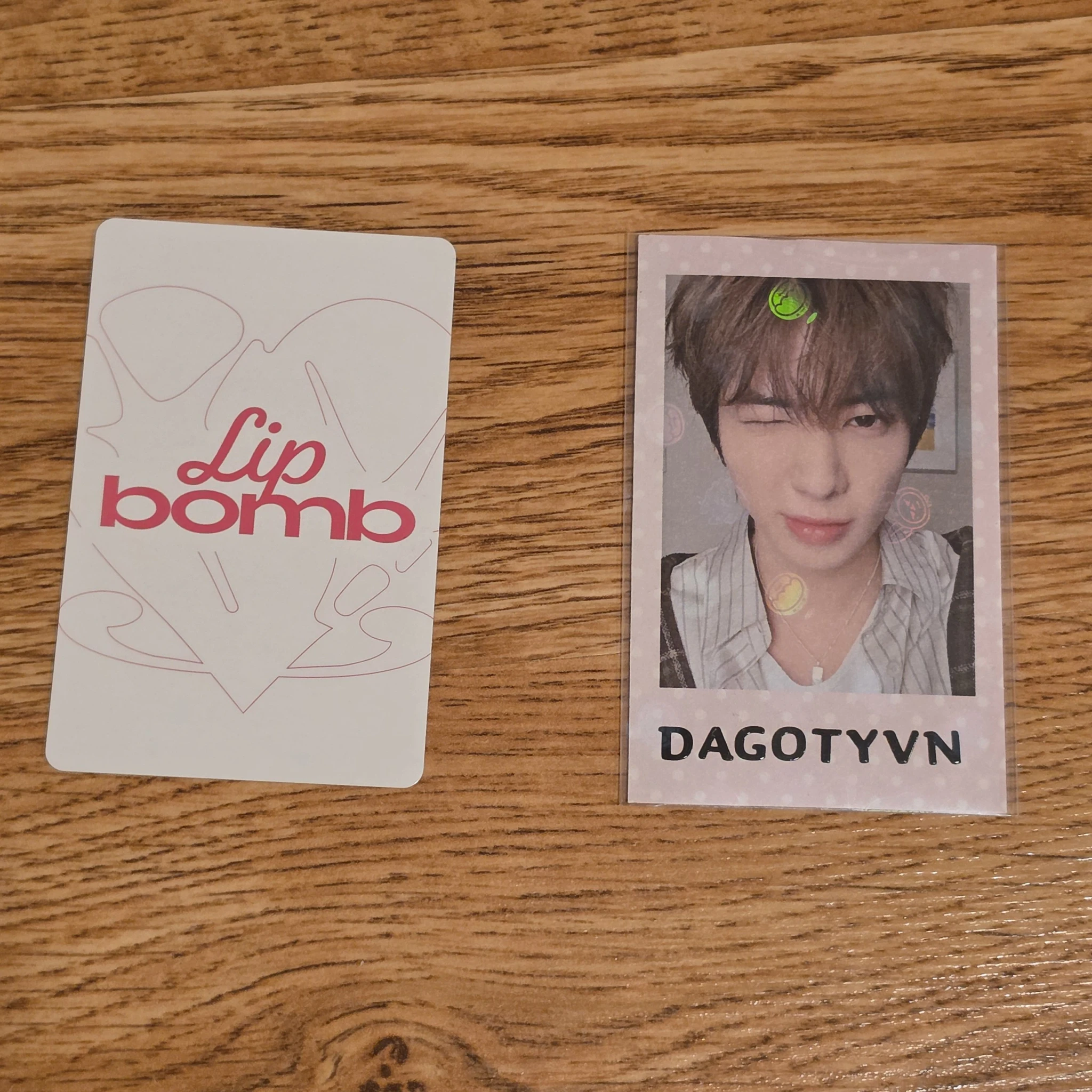 RESCENE Minami RESCENE - Minami - lip bomb Album album photocard balm version listing photo 2