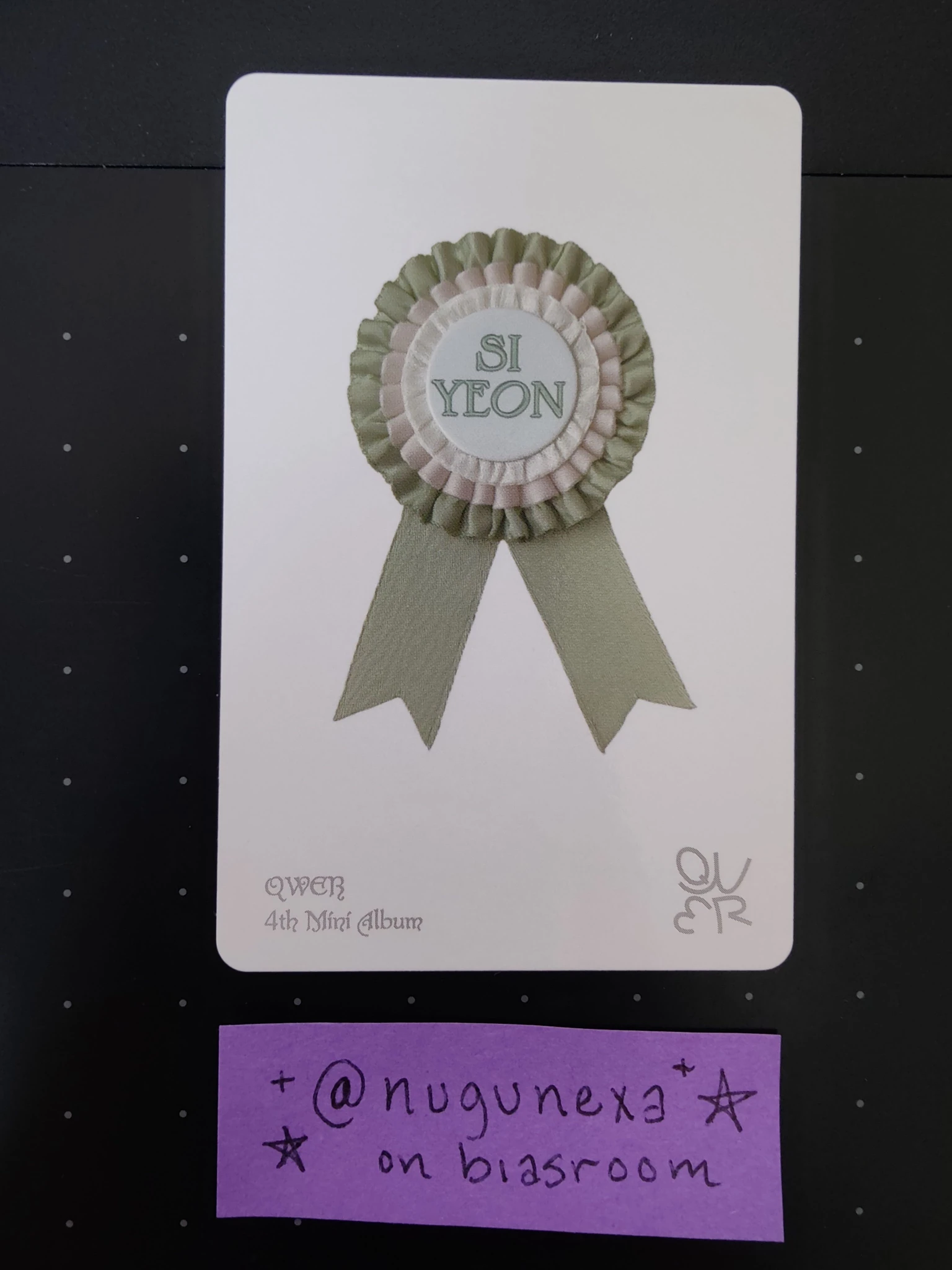 QWER Siyeon QWER - Siyeon - CEREMONY  Album album photocard listing photo 2