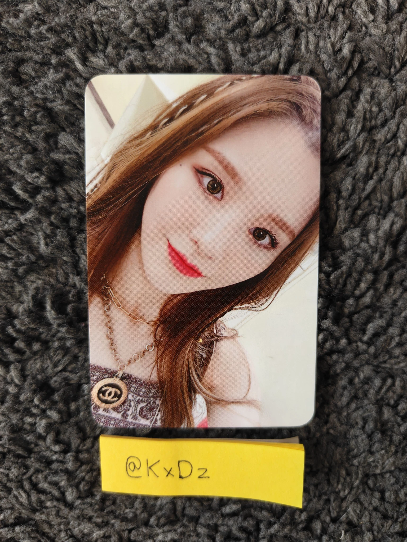 LOONA HeeJin LOONA - HeeJin - [12:00] Album withdrama fansign round 1 listing photo 2