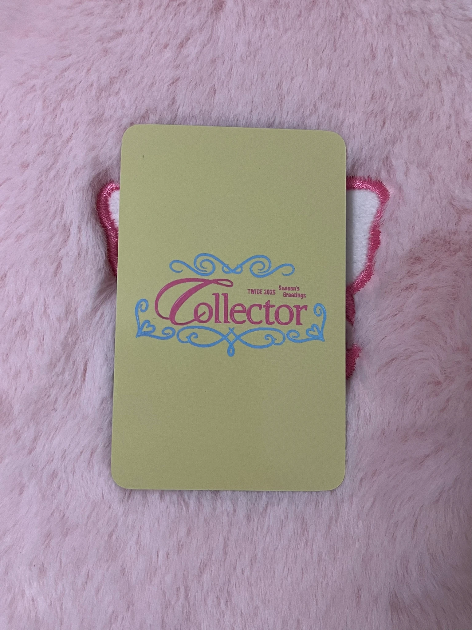 TWICE Jeongyeon TWICE-Jeongyeon-Event-seasons greetings and once fanclub listing photo 2