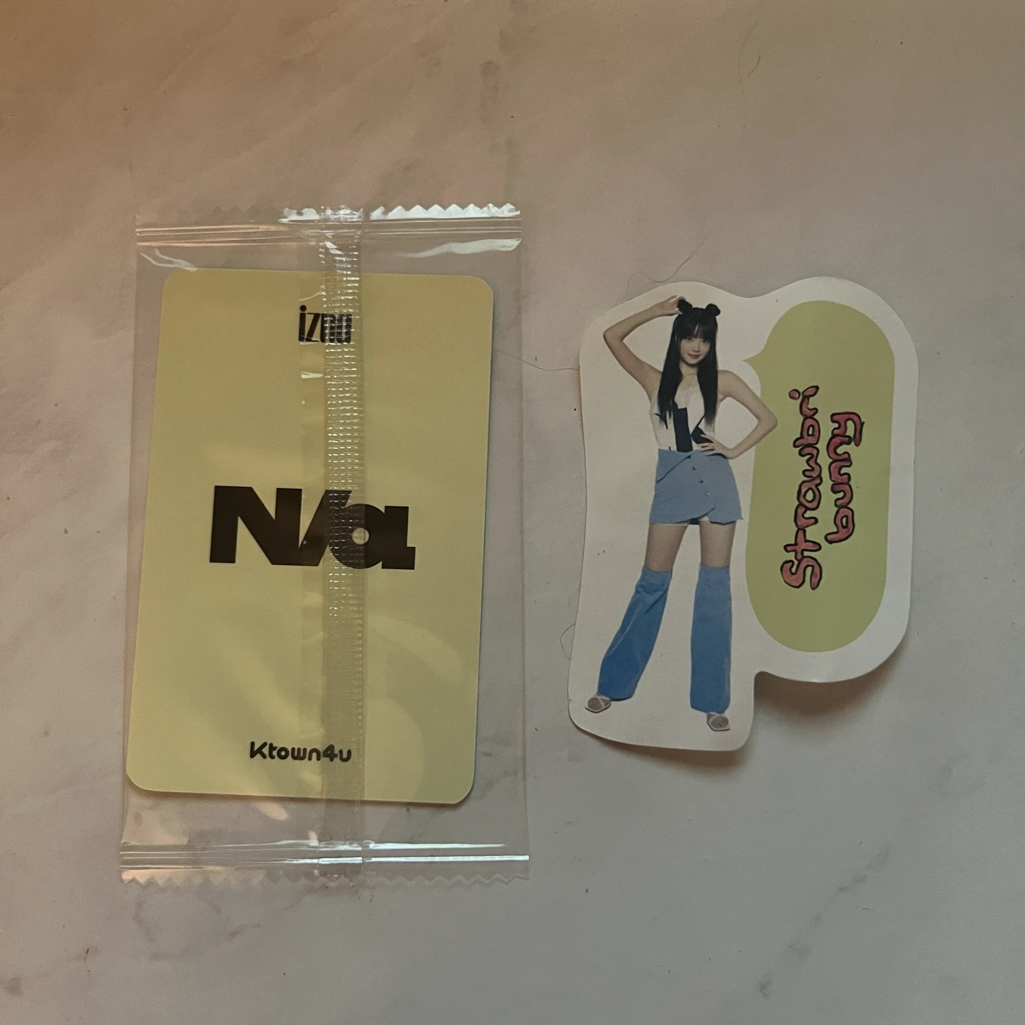 izna Choi Jungeun izna - N/a Album ktown4u fansign pre-order benefit listing photo 2