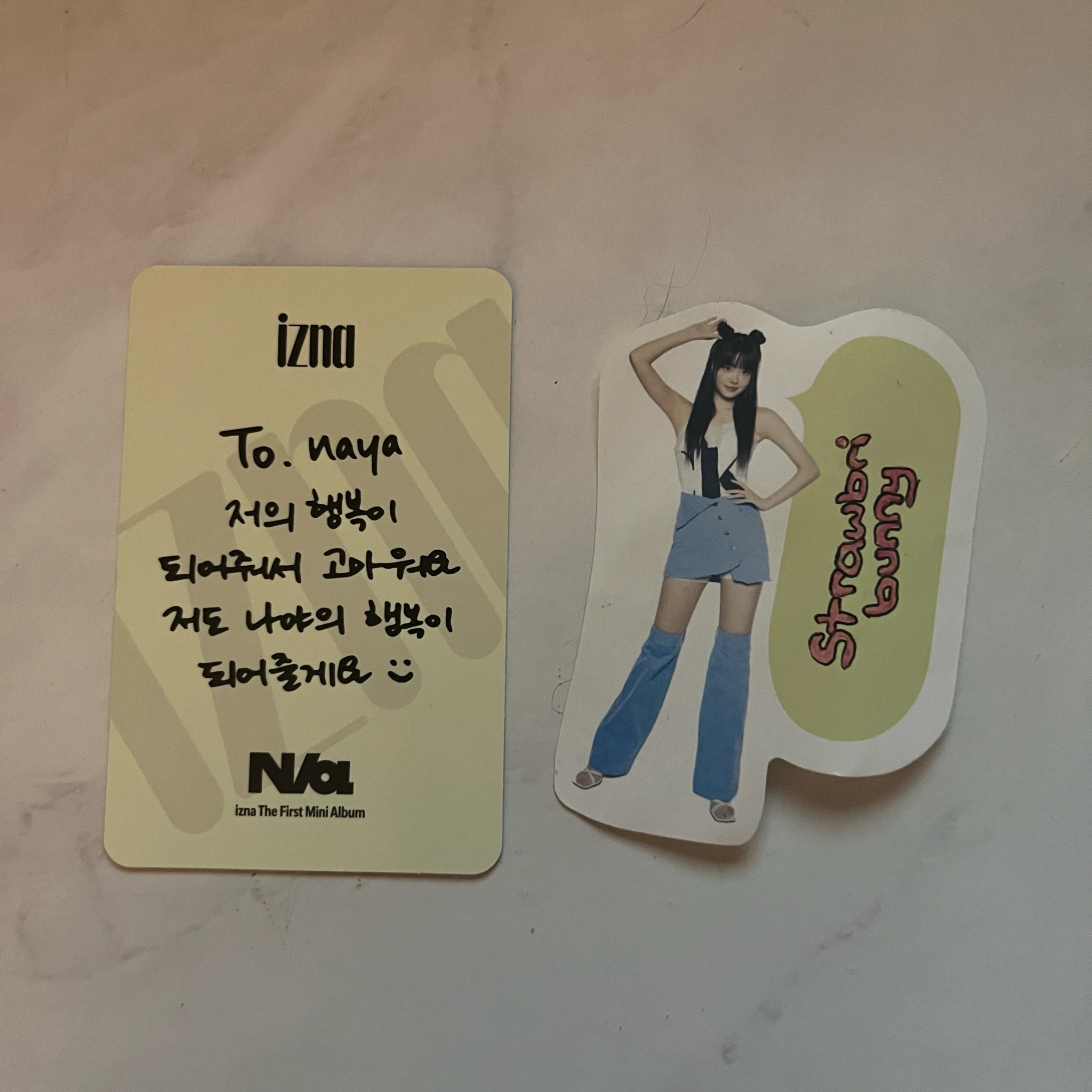 izna Yoon Jiyoon izna - Yoon Jiyoon - N/a Album izna ver album photocard listing photo 2