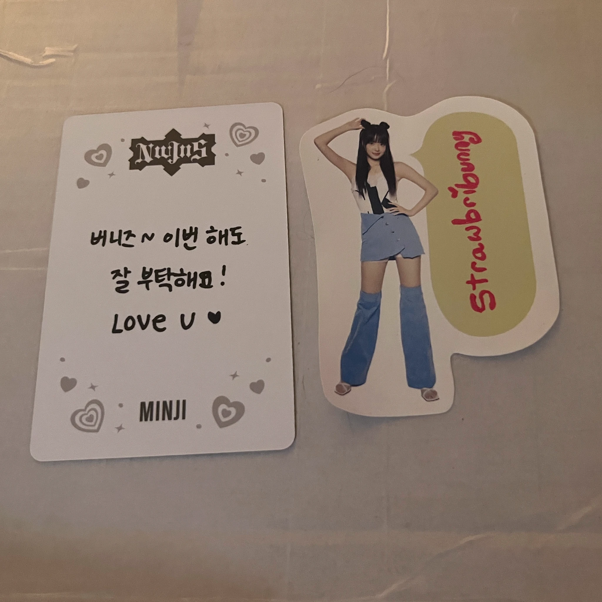 NewJeans Minji NewJeans - Minji - OMG Album album photocard minji version listing photo 2