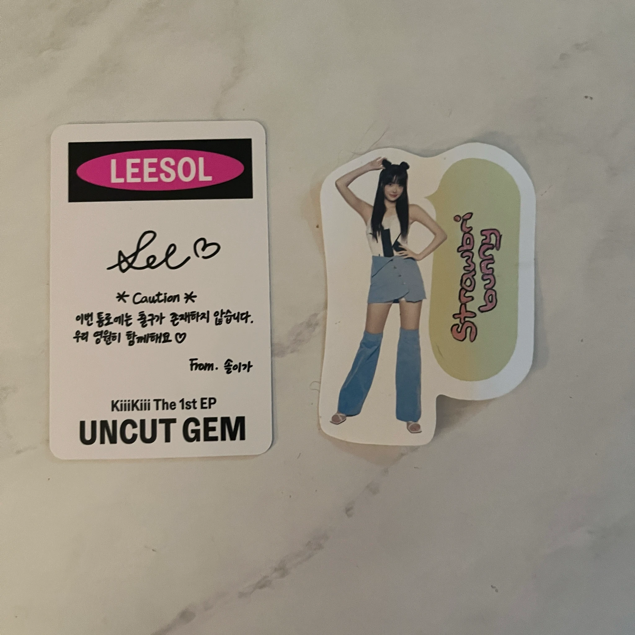 KiiiKiii Leesol KiiiKiii - Leesol - UNCUT GEM Album digging version album photocard listing photo 2