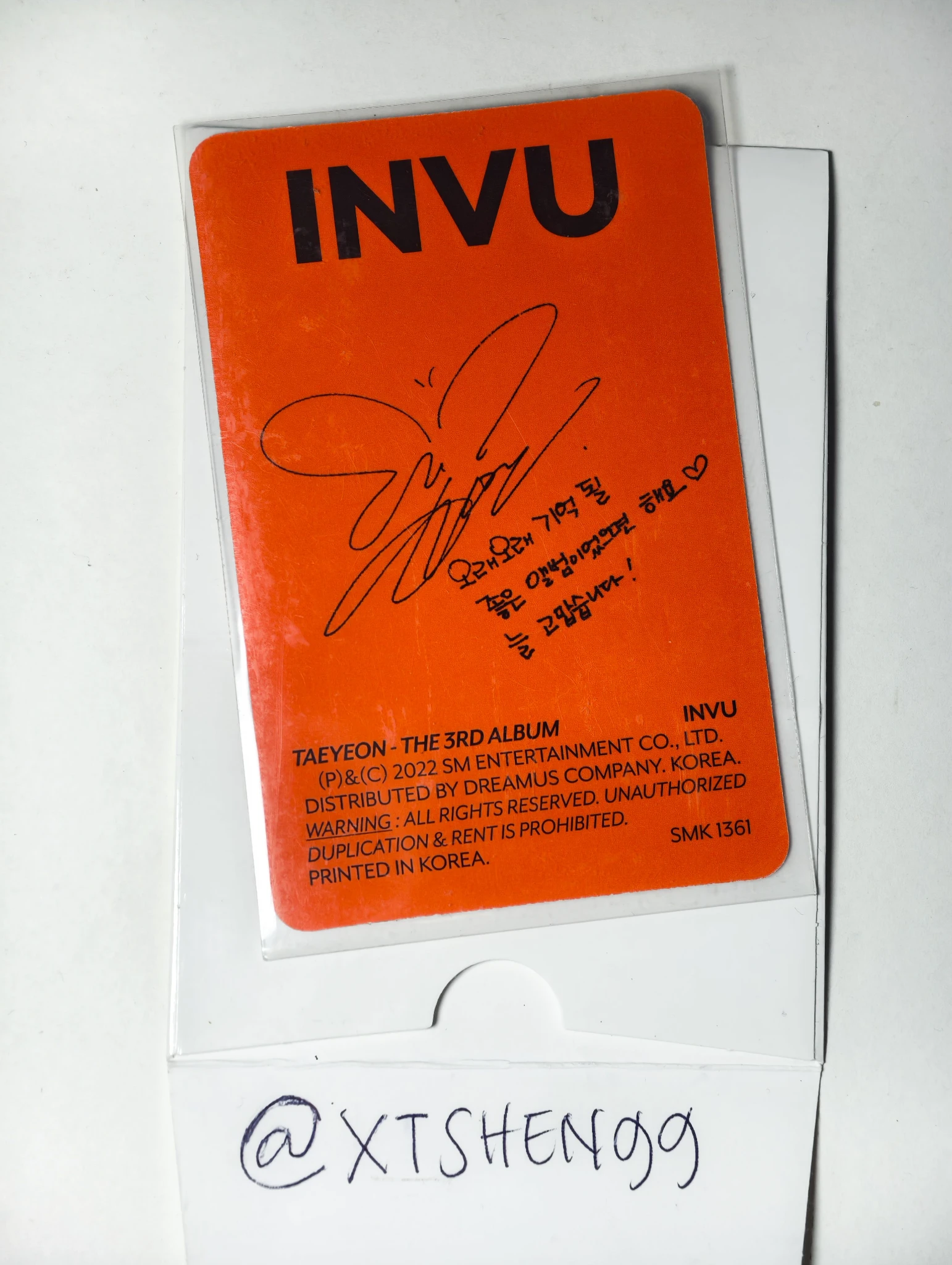Taeyeon Taeyeon Taeyeon - Taeyeon - INVU Album orange version album photocard listing photo 2